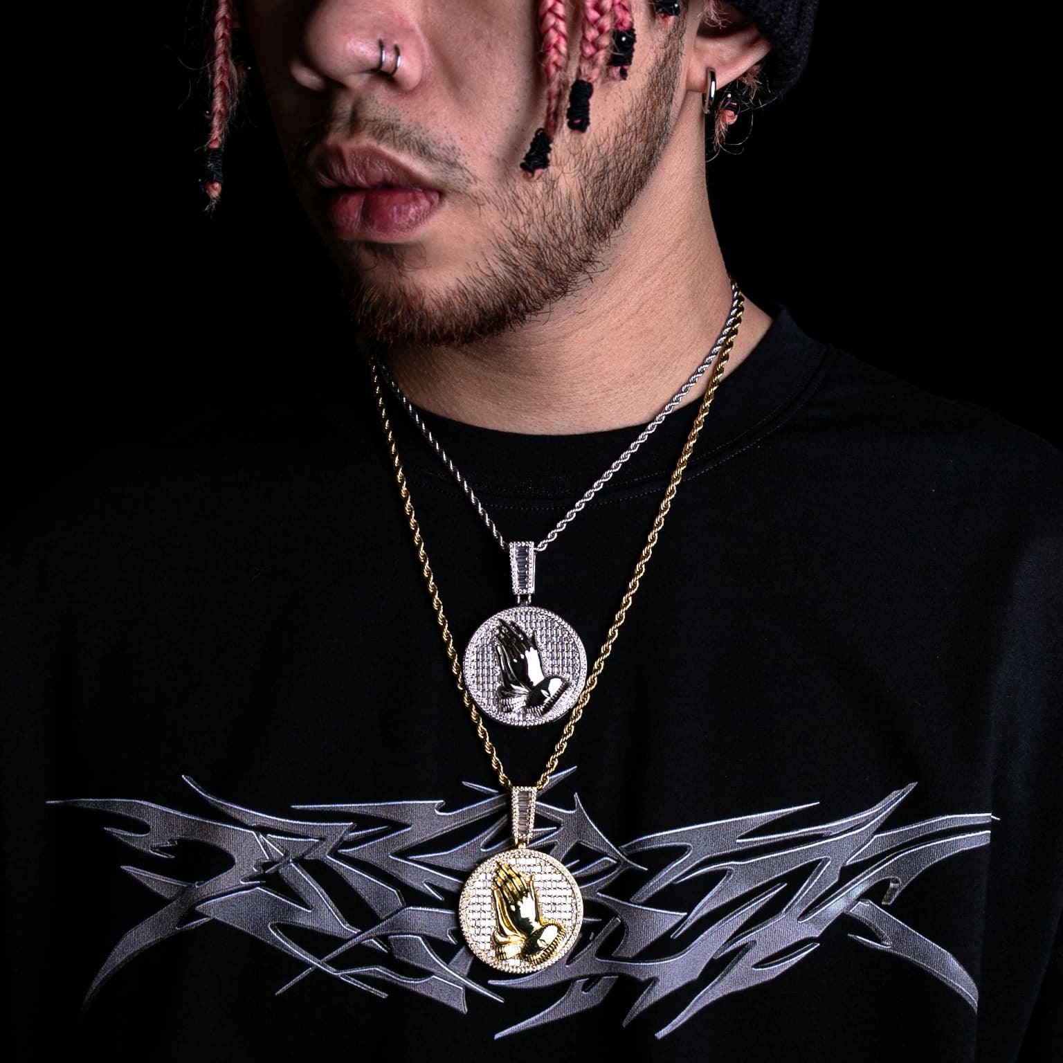 T方圓盤祈禱手墜飾