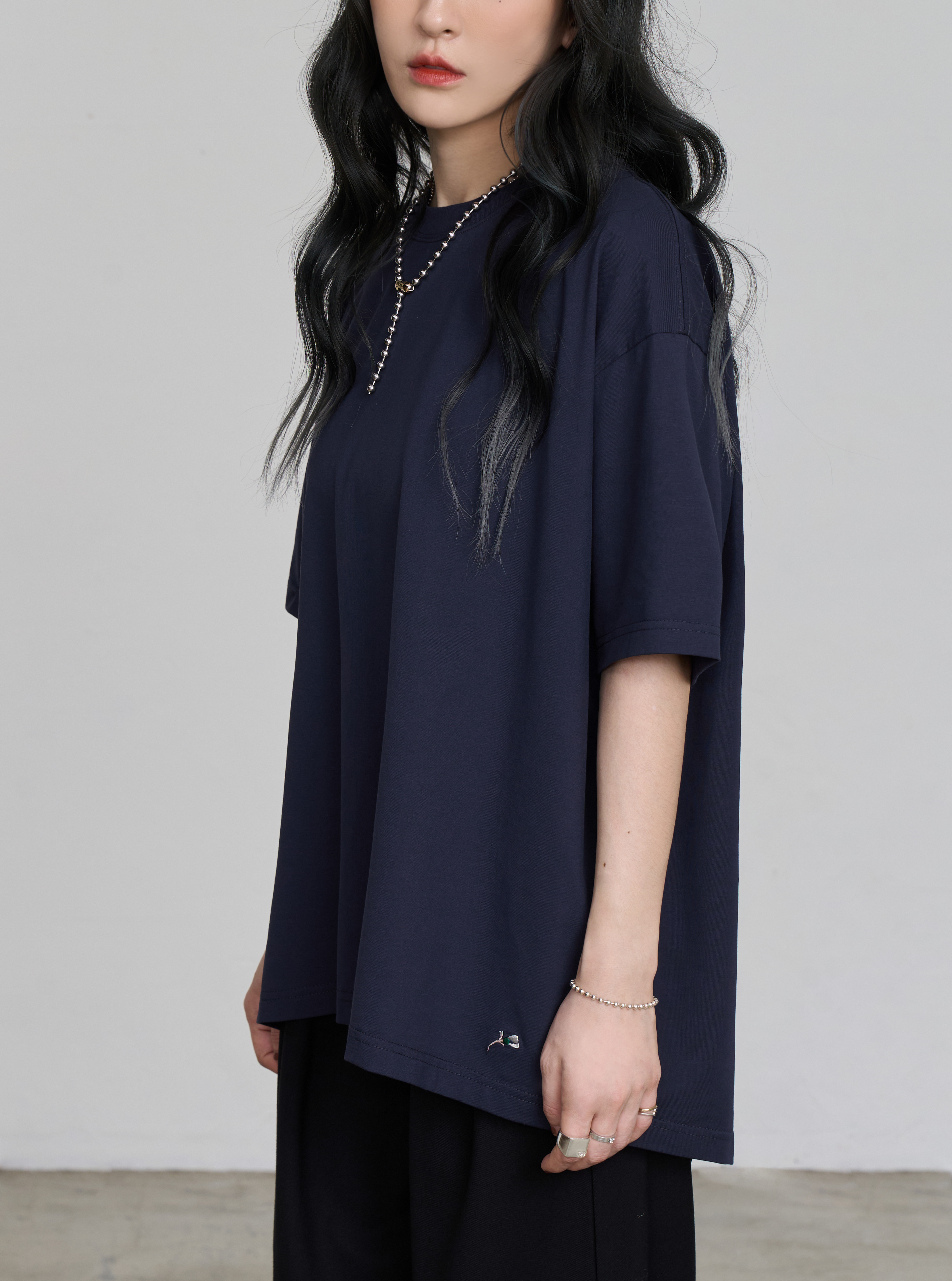 Back Slit Top | Navy