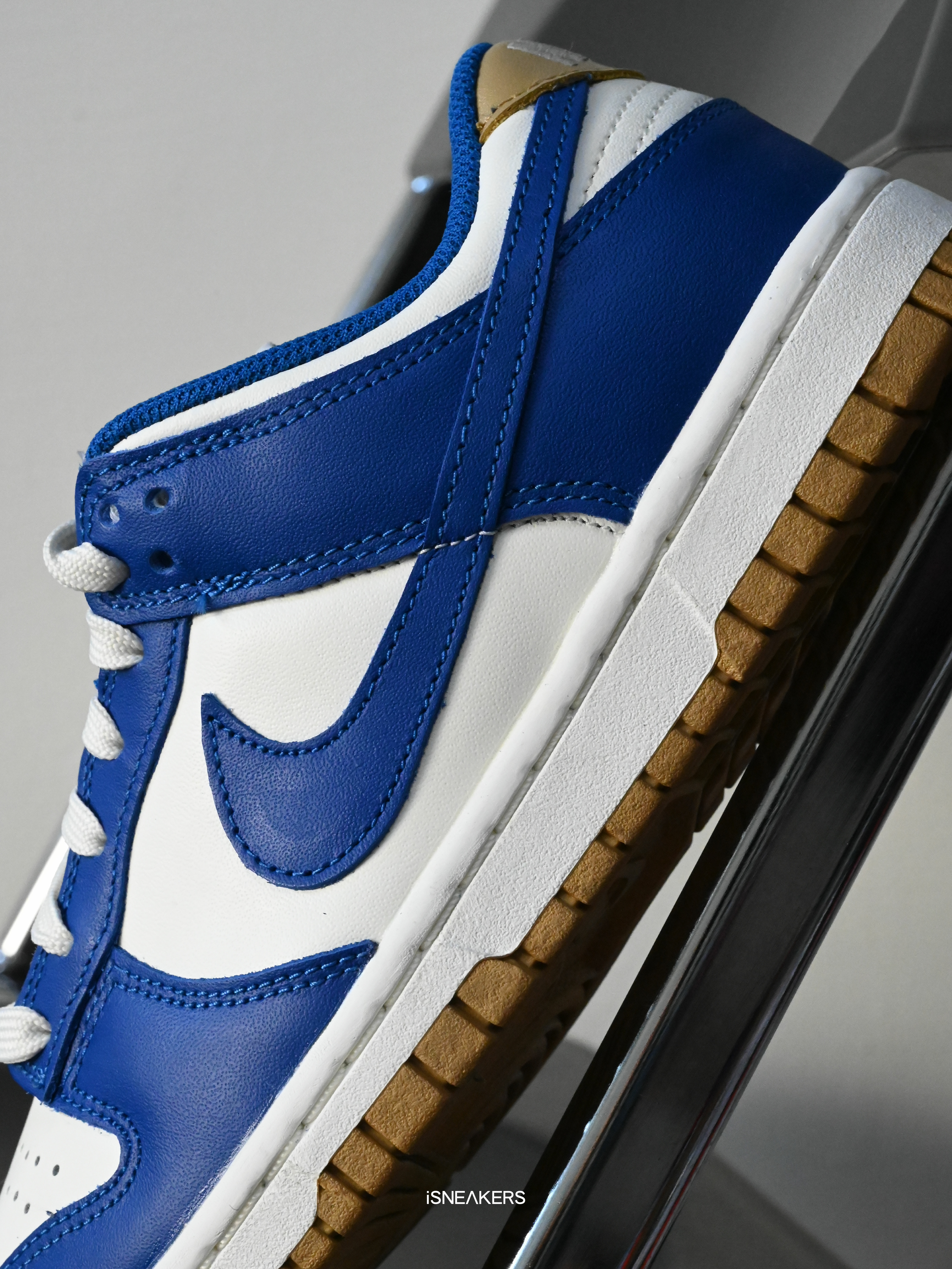 iSNEAKERS｜Nike Dunk Low "Royal Blue Gold" 白藍焦糖底 FB7173-141