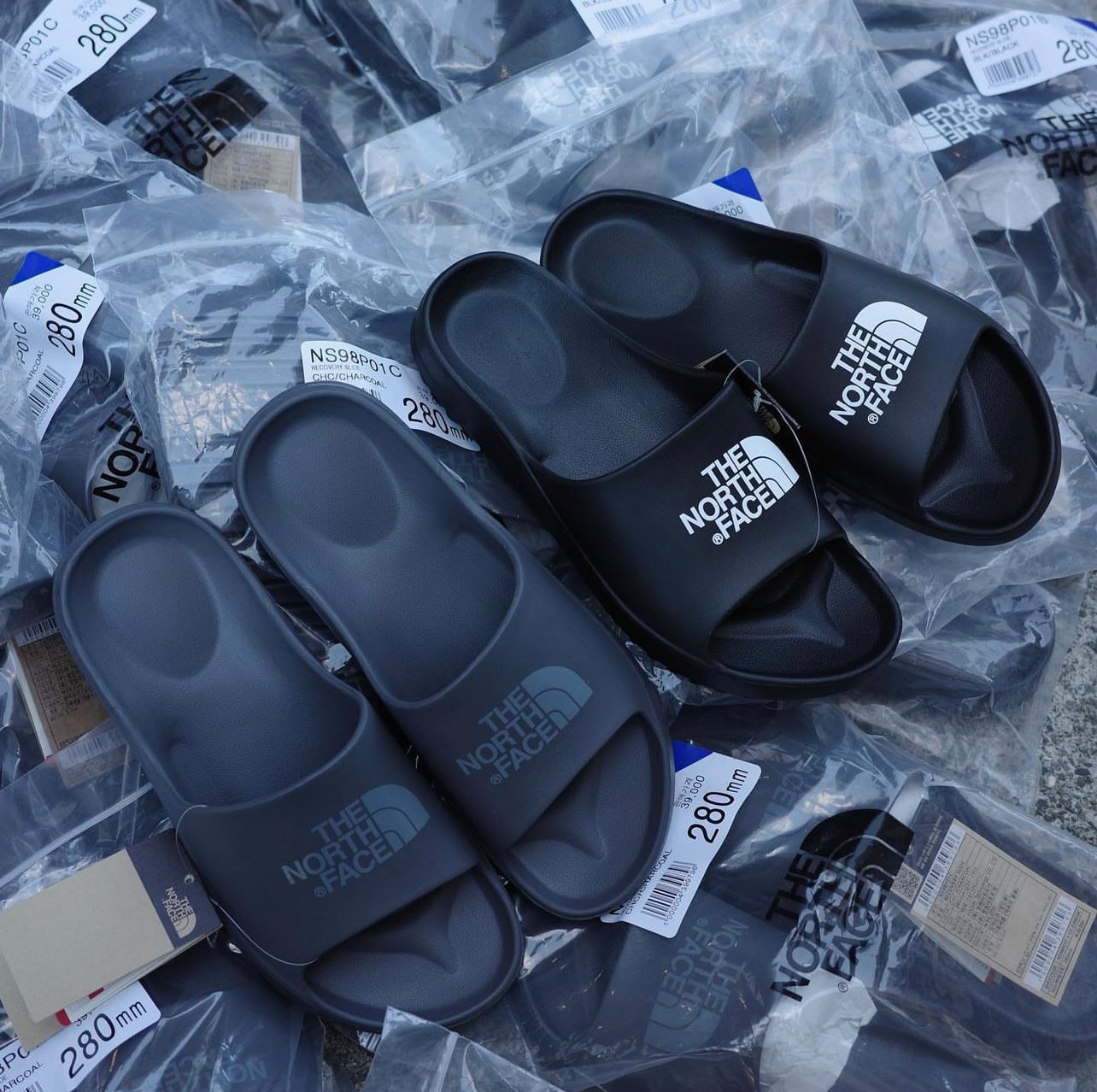 The North Face 防水 鋸齒拖鞋 北臉拖鞋 兩色  韓國限定 (NS98P01B/NS98P01C)