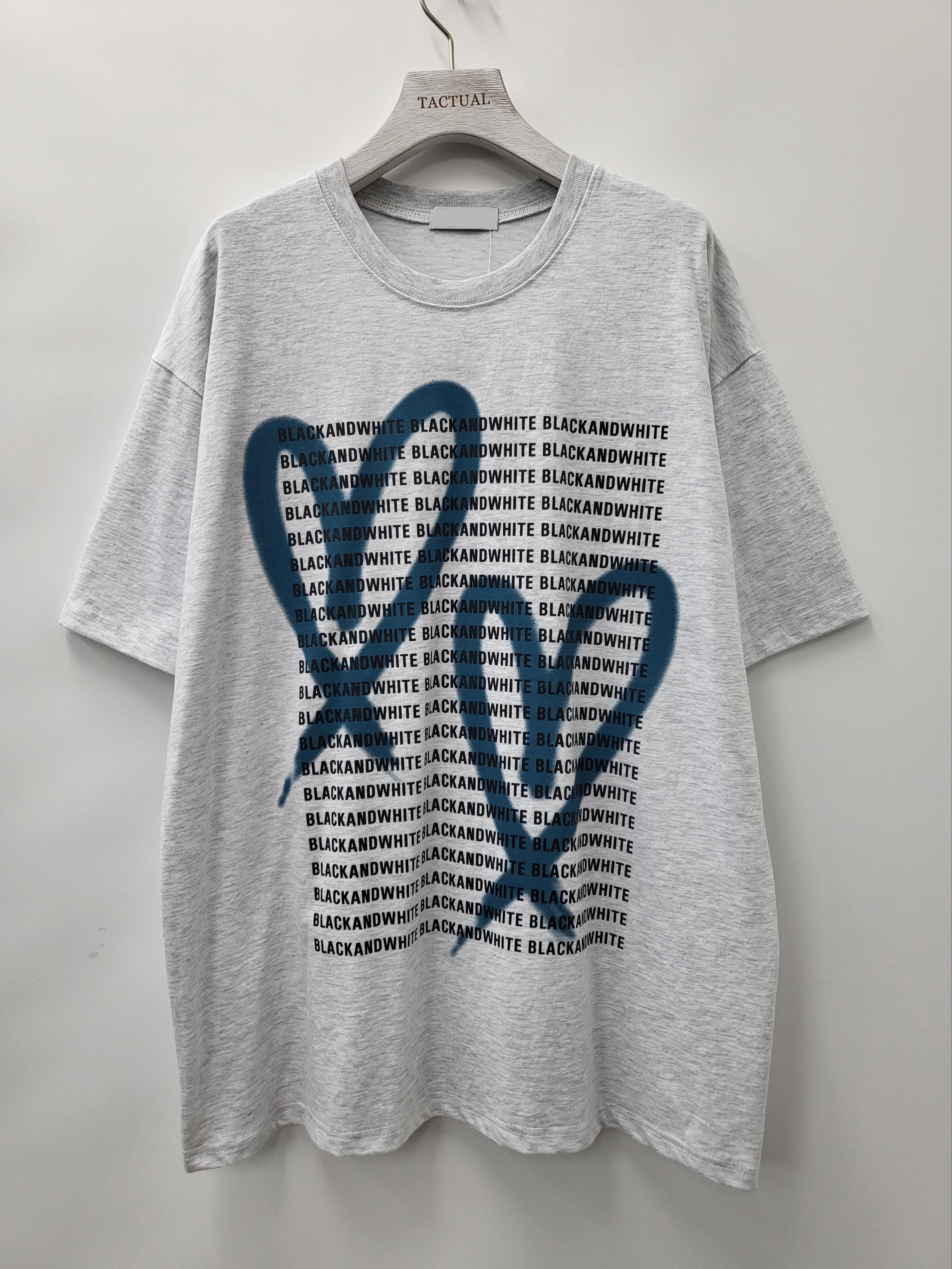 心心圖案英文字短袖Tee T5003