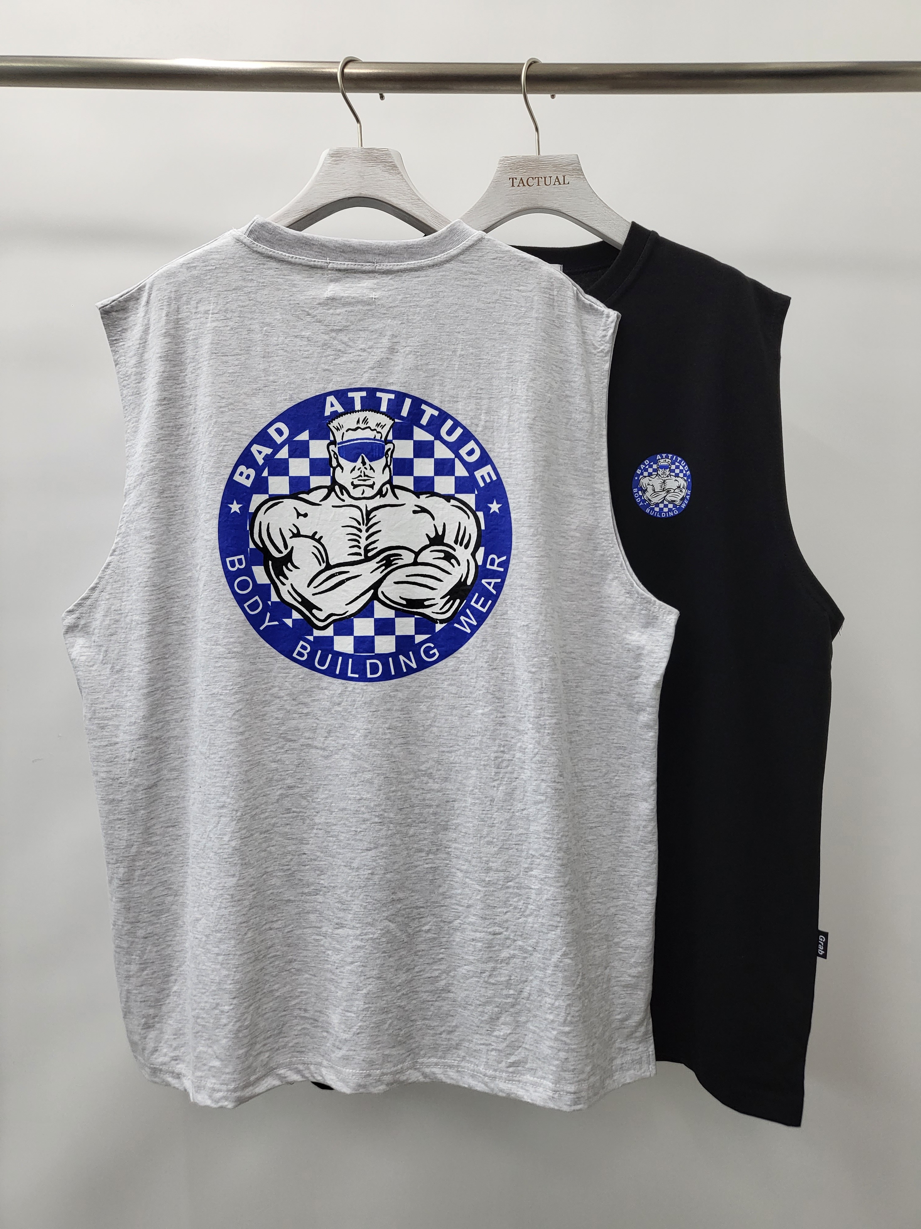 大隻佬圖案背心 V948