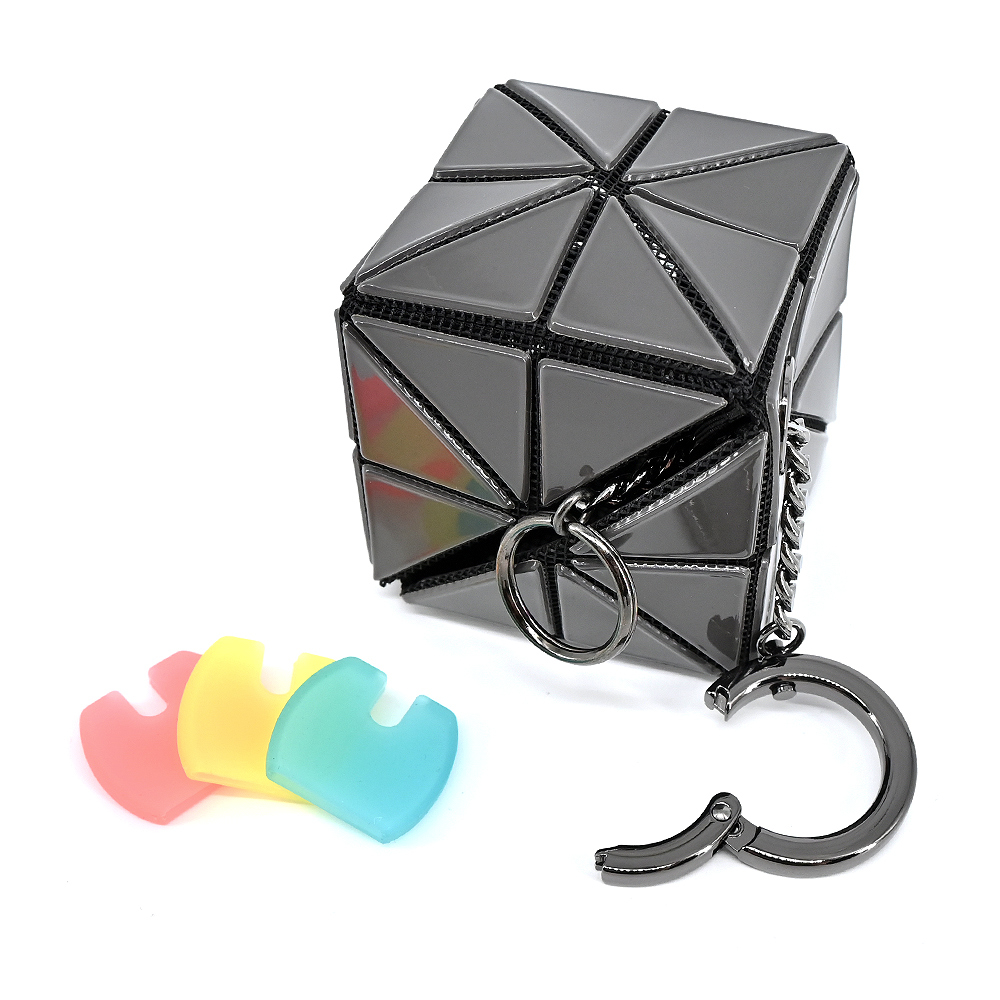 BAOBAOISSEY MIYAKE MINI CUBE キーケース BAO BAO ISSEY MIYAKE MINI CUBEキーケース - メルカリ