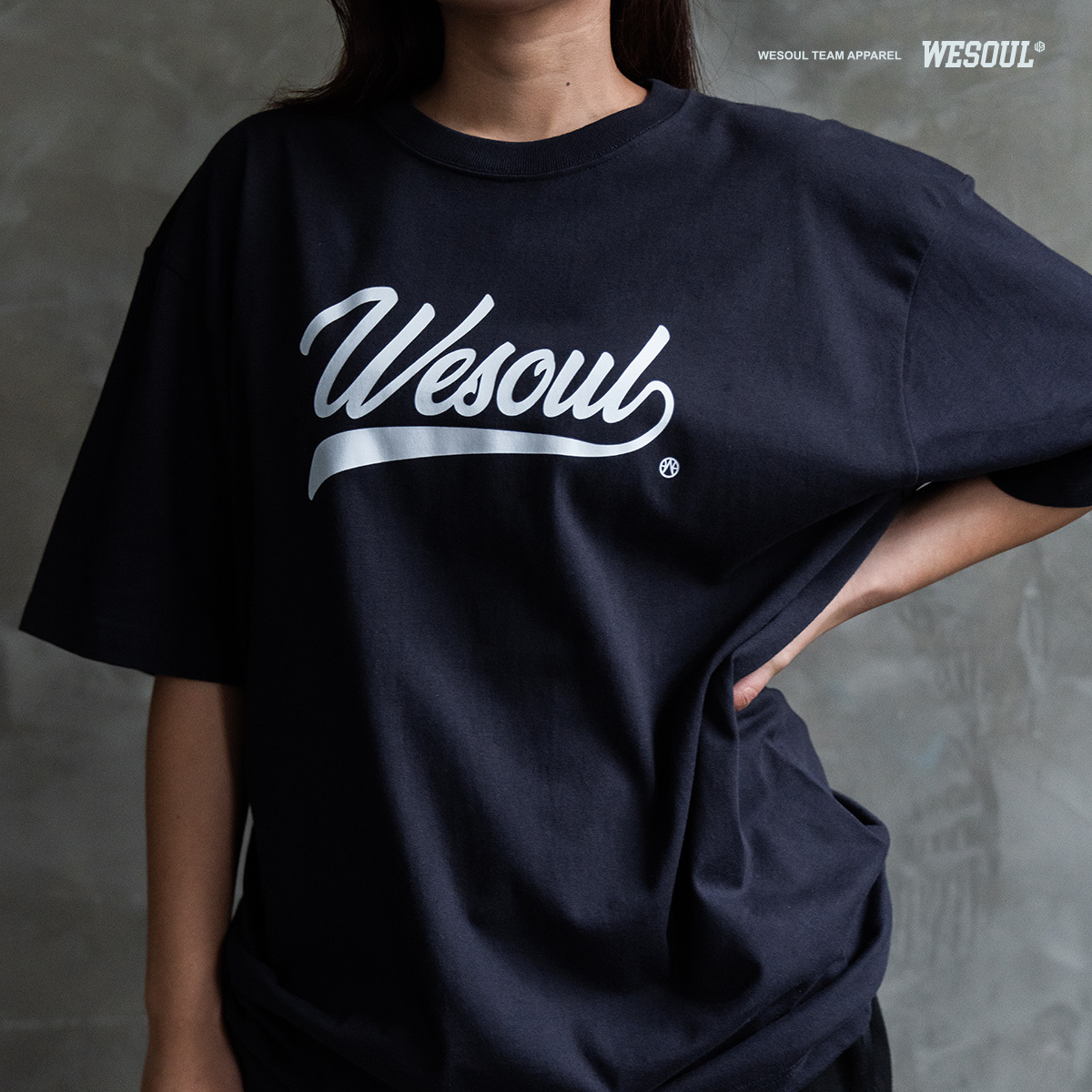 [WESOUL] 草寫LOGO TEE / T恤 / 共三色