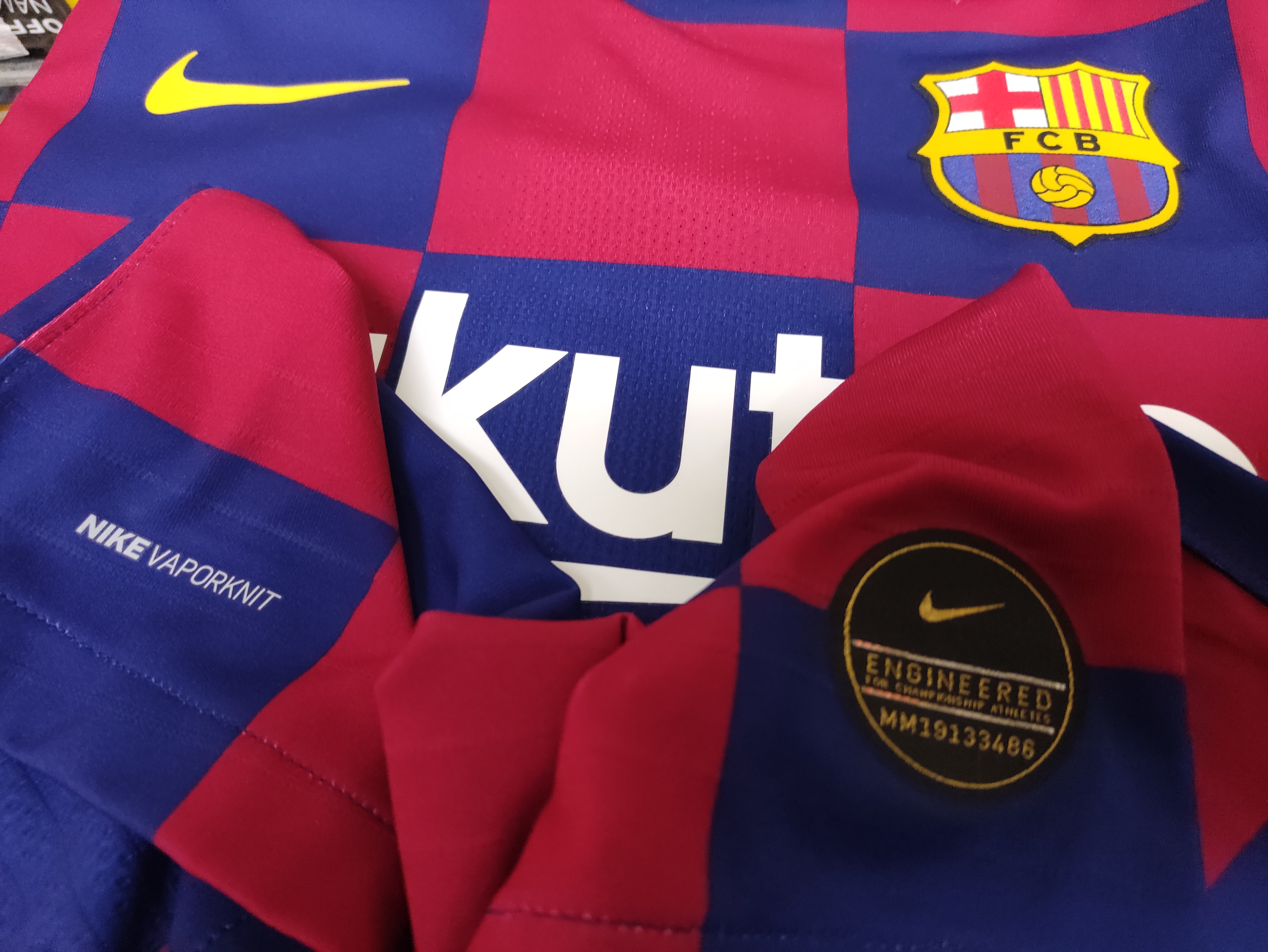 19-20巴塞隆拿主場美斯球員版球衣