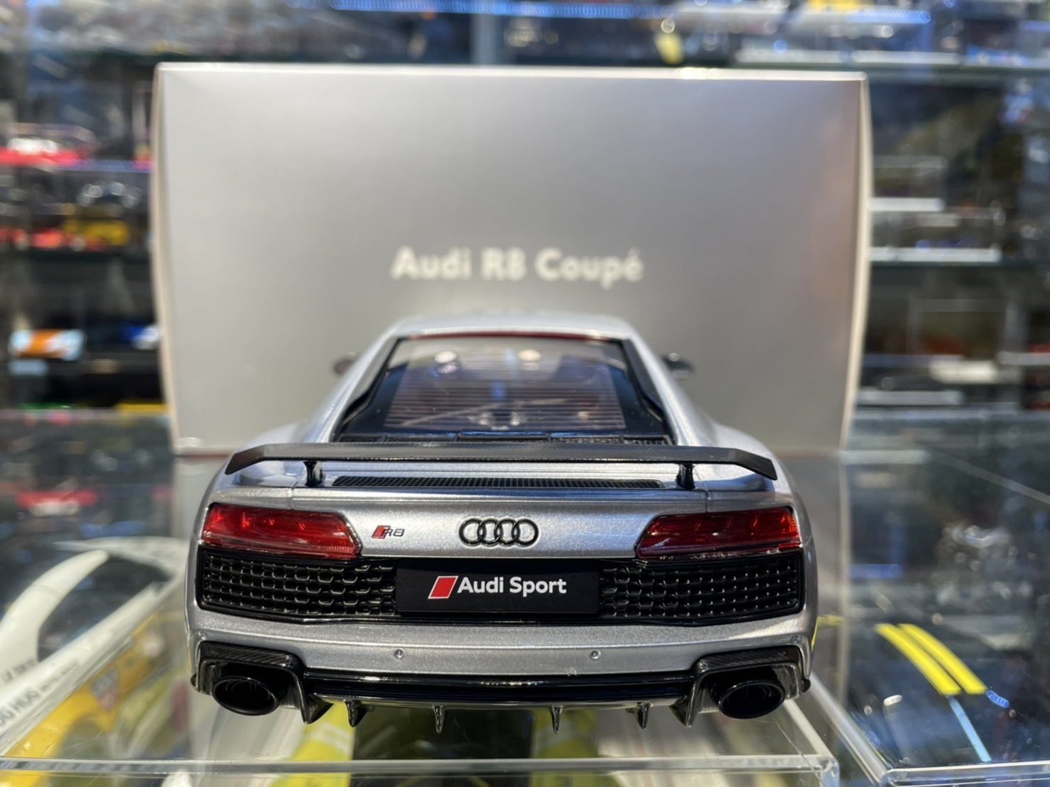 KENGFai Audi R8 2021 Silver 1/18