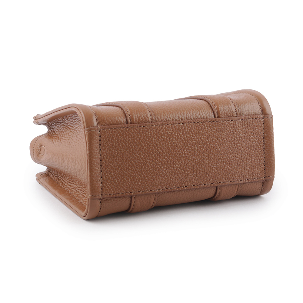 【MARC JACOBS】THE LEATHER TOTE 粒面皮革迷你托特包(堅果棕) H053L01RE22 212