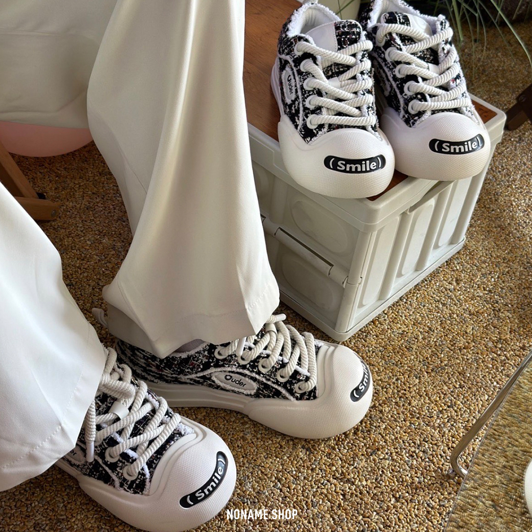 OUDER "SMILER" 開口笑 小香風 大頭鞋 兩色 (女款)