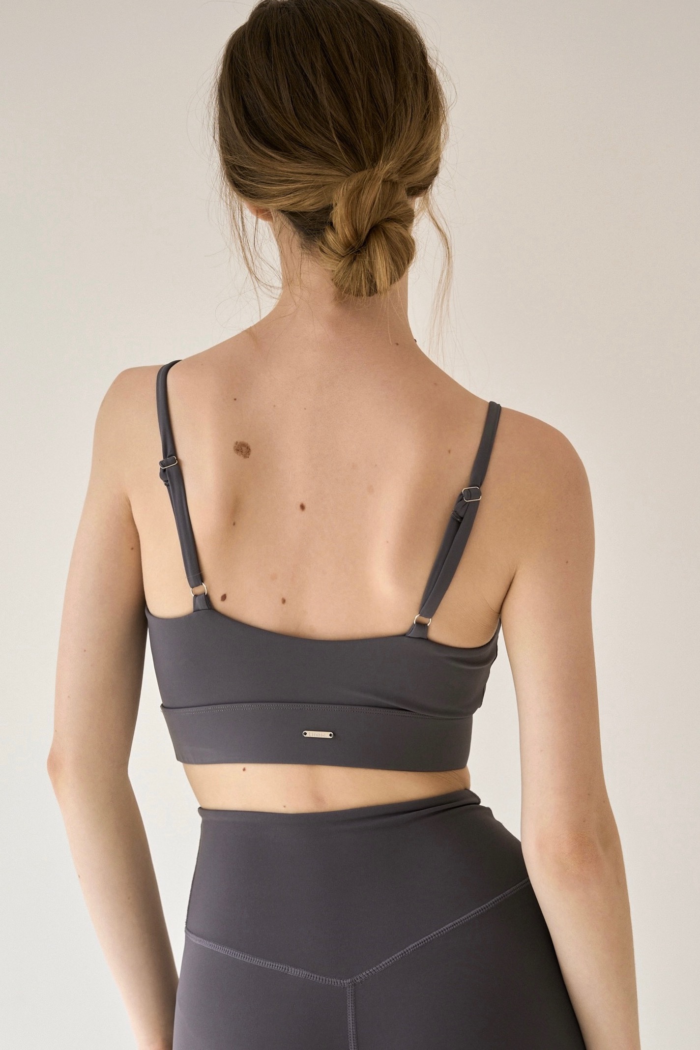 裸感氛圍♡全新訂製 · 雲朵運動背心 / 霧灰紫