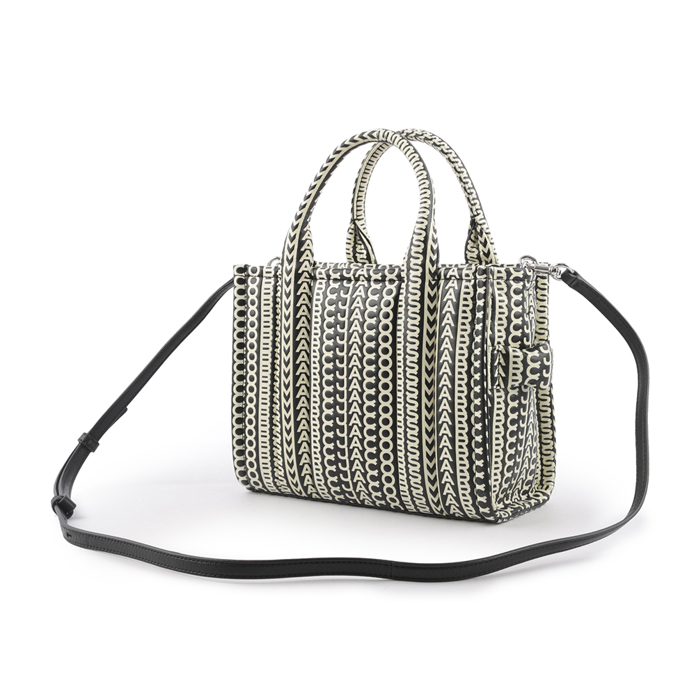 【MARC JACOBS】滿版標誌小羊皮小款托特包(黑色/白色) 2S3HTT001H03 005