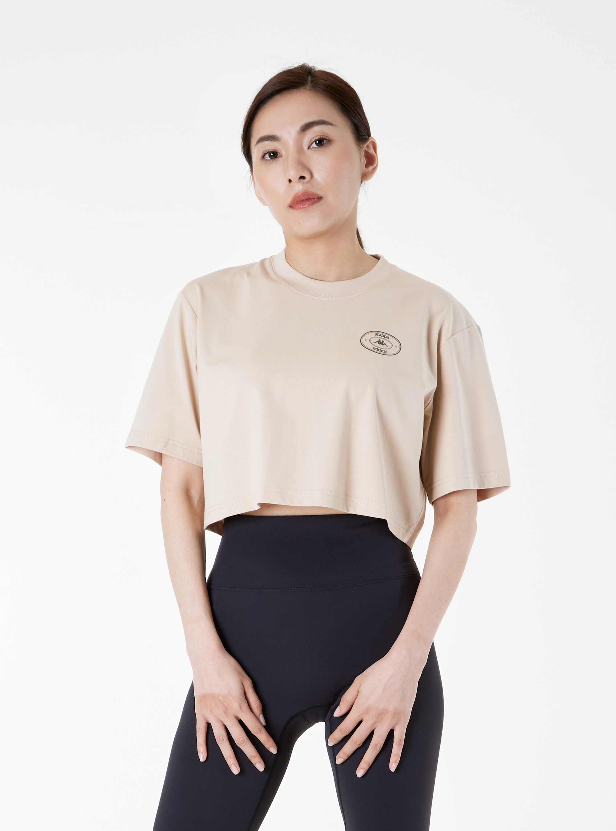女款 圖章Logo寬鬆短版T-Shirt