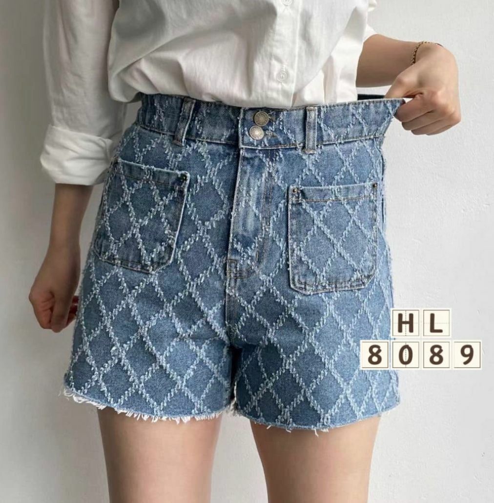 Howluk 8089 雙扣菱格刷破紋牛仔短褲