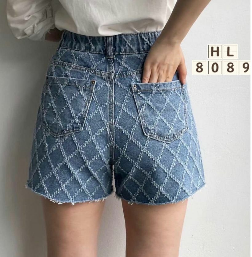 Howluk 8089 雙扣菱格刷破紋牛仔短褲