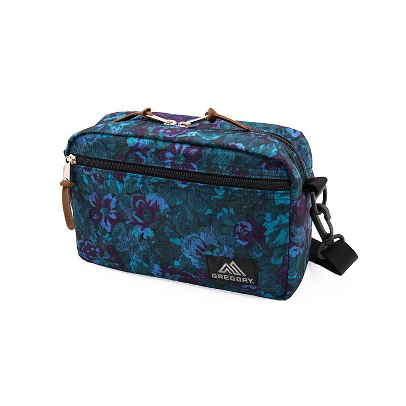 GREGORY PADDED SHOULDER POUCH L BLUE  TAPESTRY
