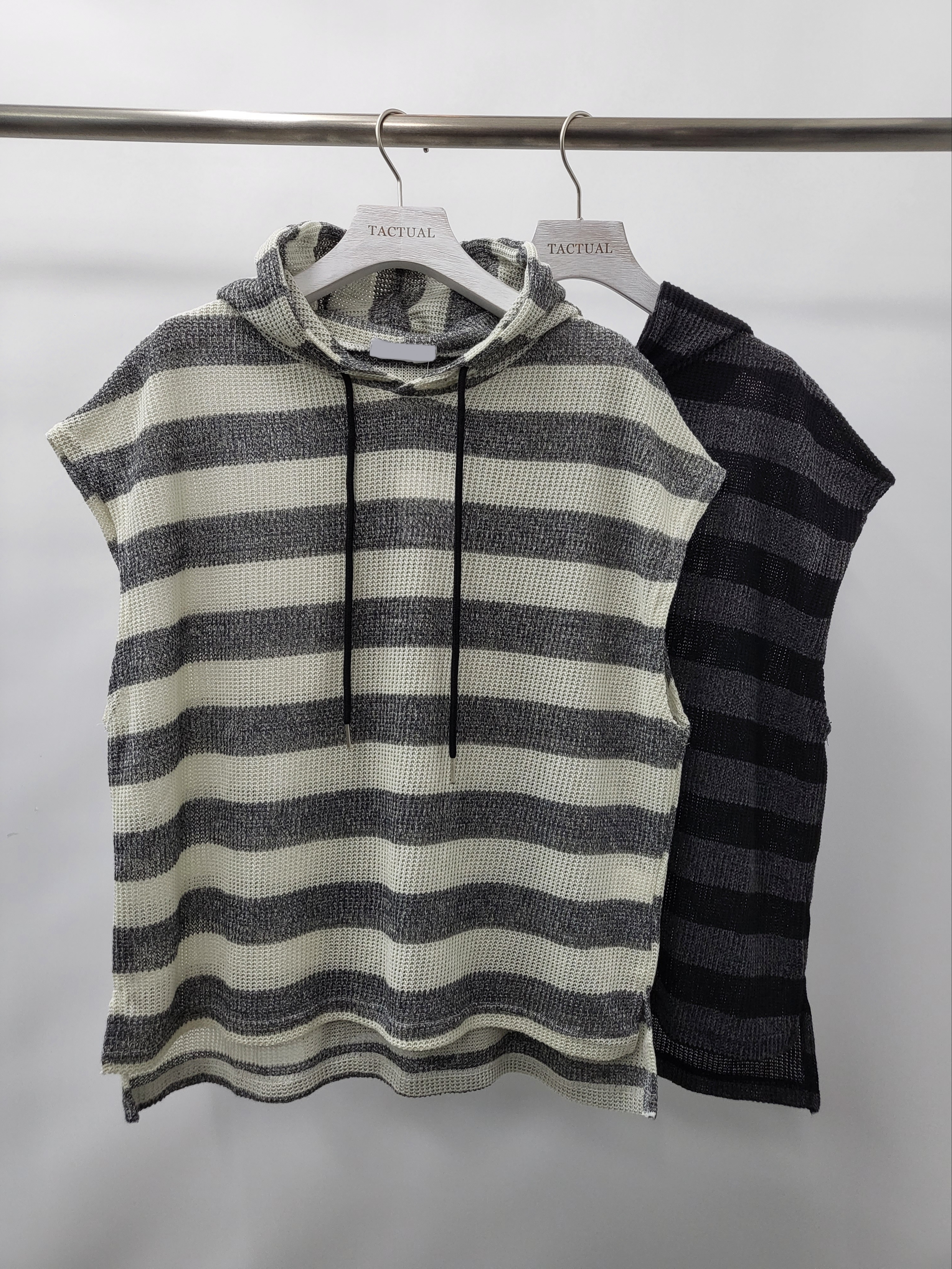 橫間連帽背心 V954