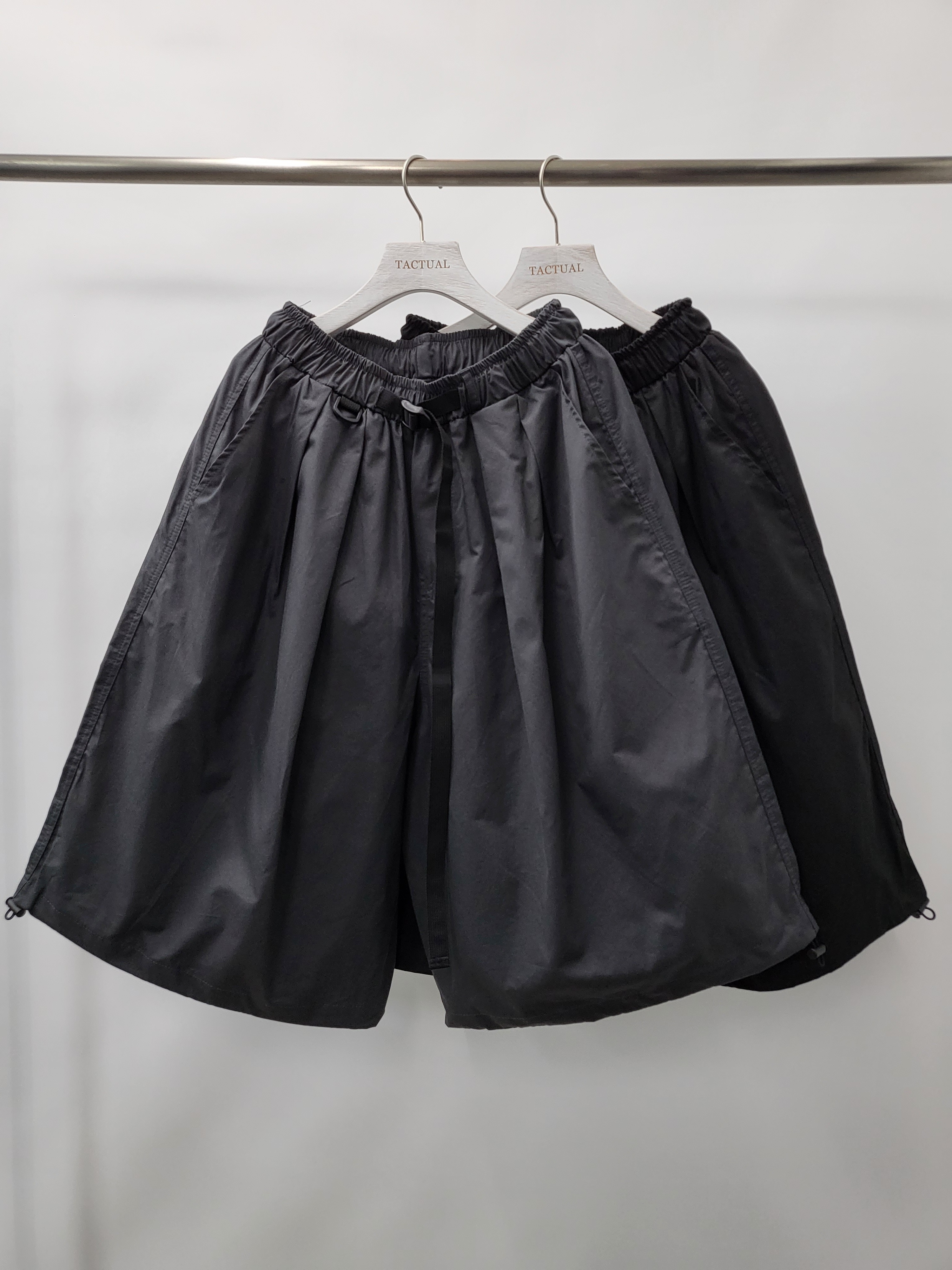 淨色連腰帶短褲 P2454