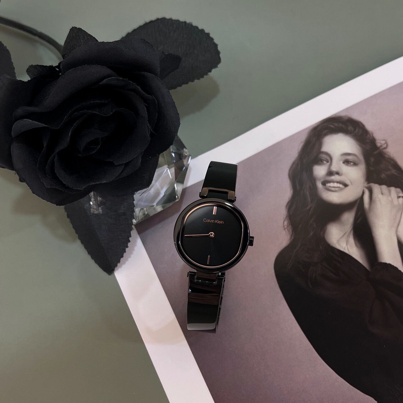 【CALVIN KLEIN】CK時尚精緻手鐲女錶CK25200310(黑) 30mm 現代鐘錶