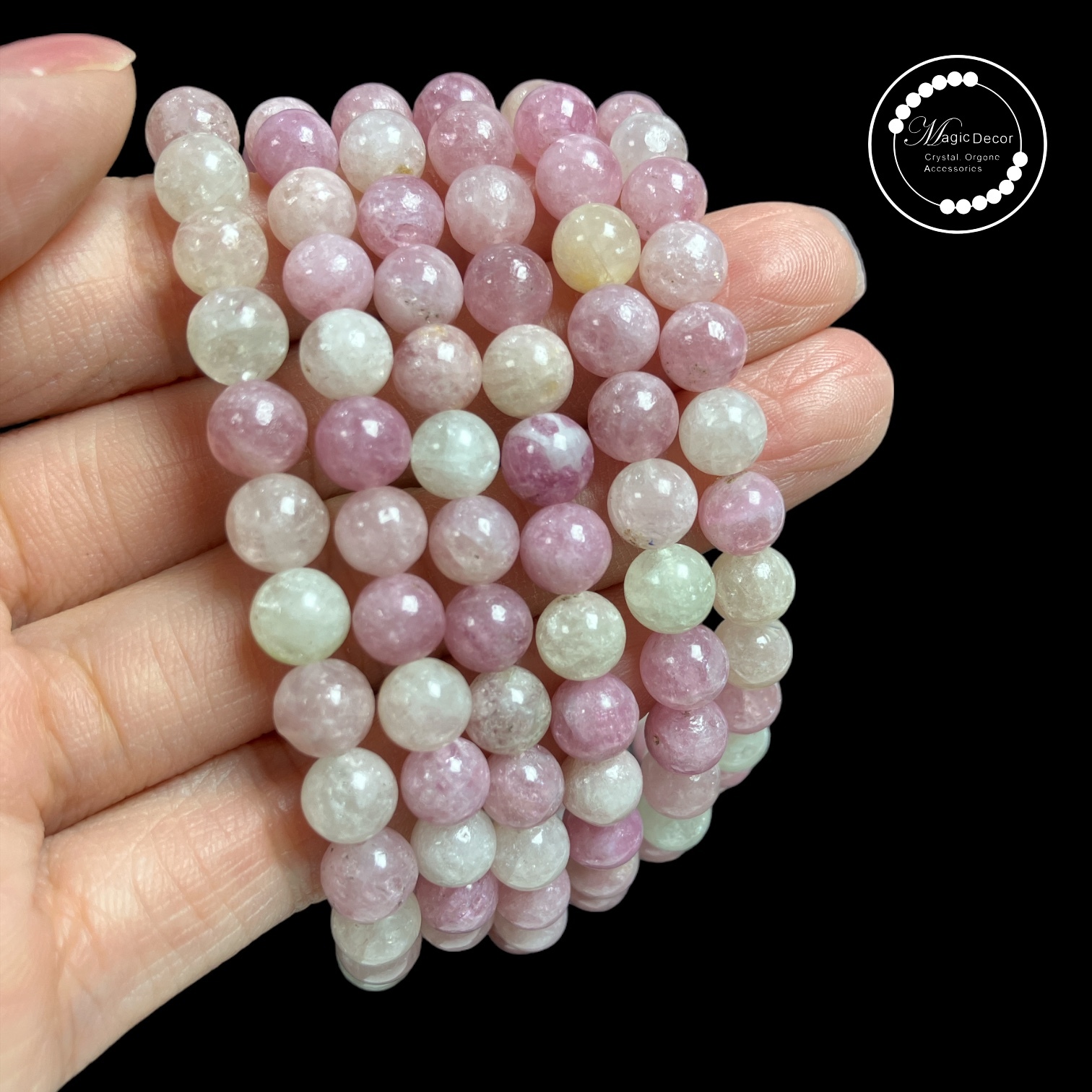 250925 - A8 5-6mm+仙女粉碧璽手串