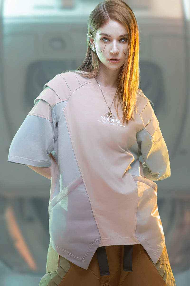 不作惡「矩陣特攻短卹」賽博朋克街頭寬鬆機甲網眼拼色短袖T卹