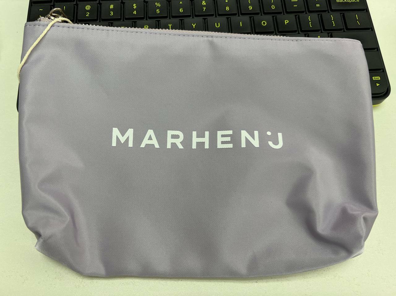 [S] MARHEN.J LOGO PRINT POUCH,LILAC, MJ22CLINAPLV-LILAC (SMH50)