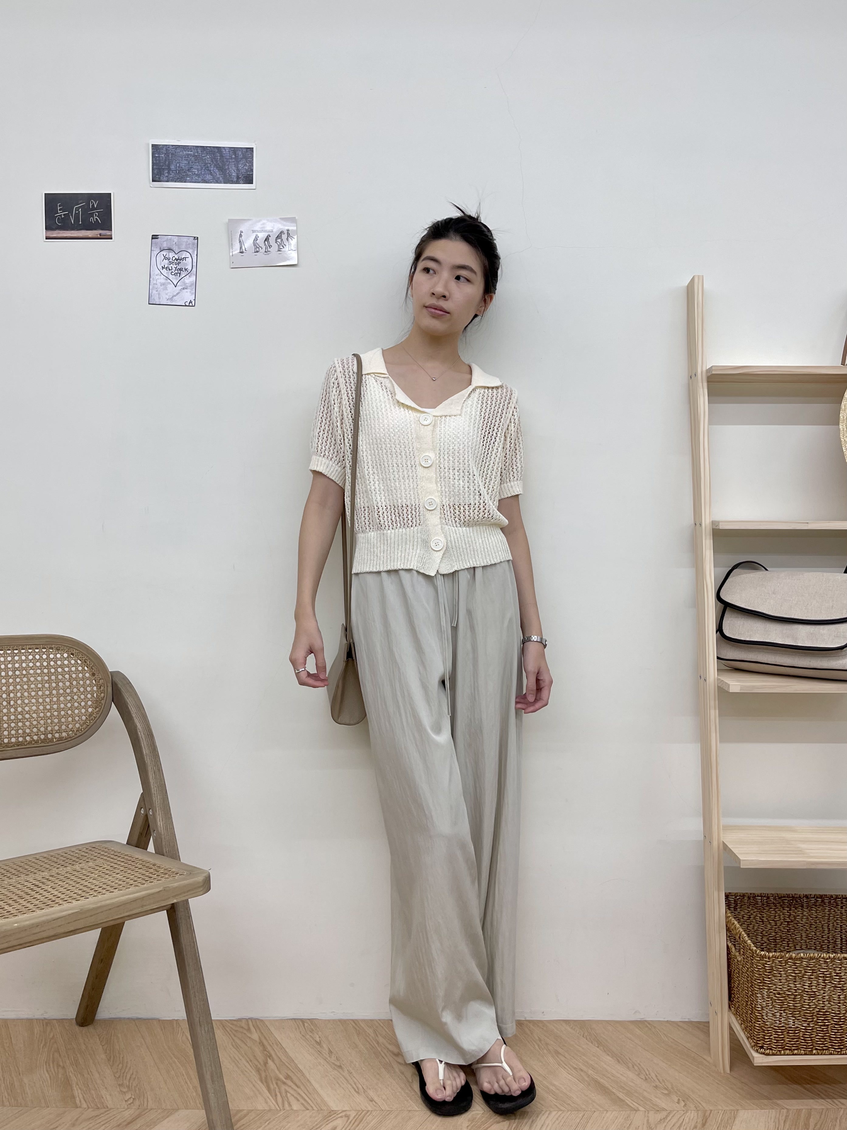 小領子洞洞天麻絲上衣