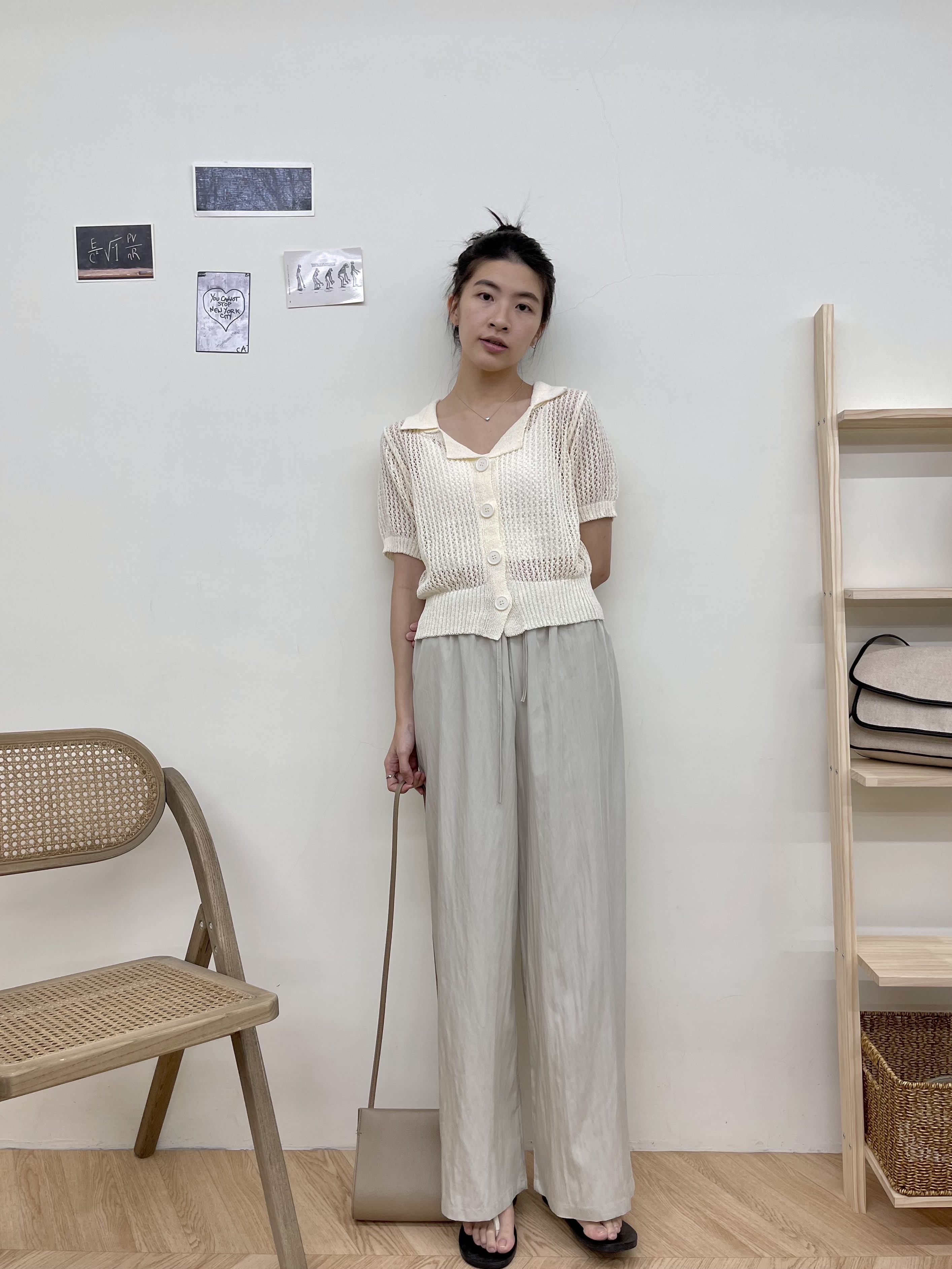 小領子洞洞天麻絲上衣