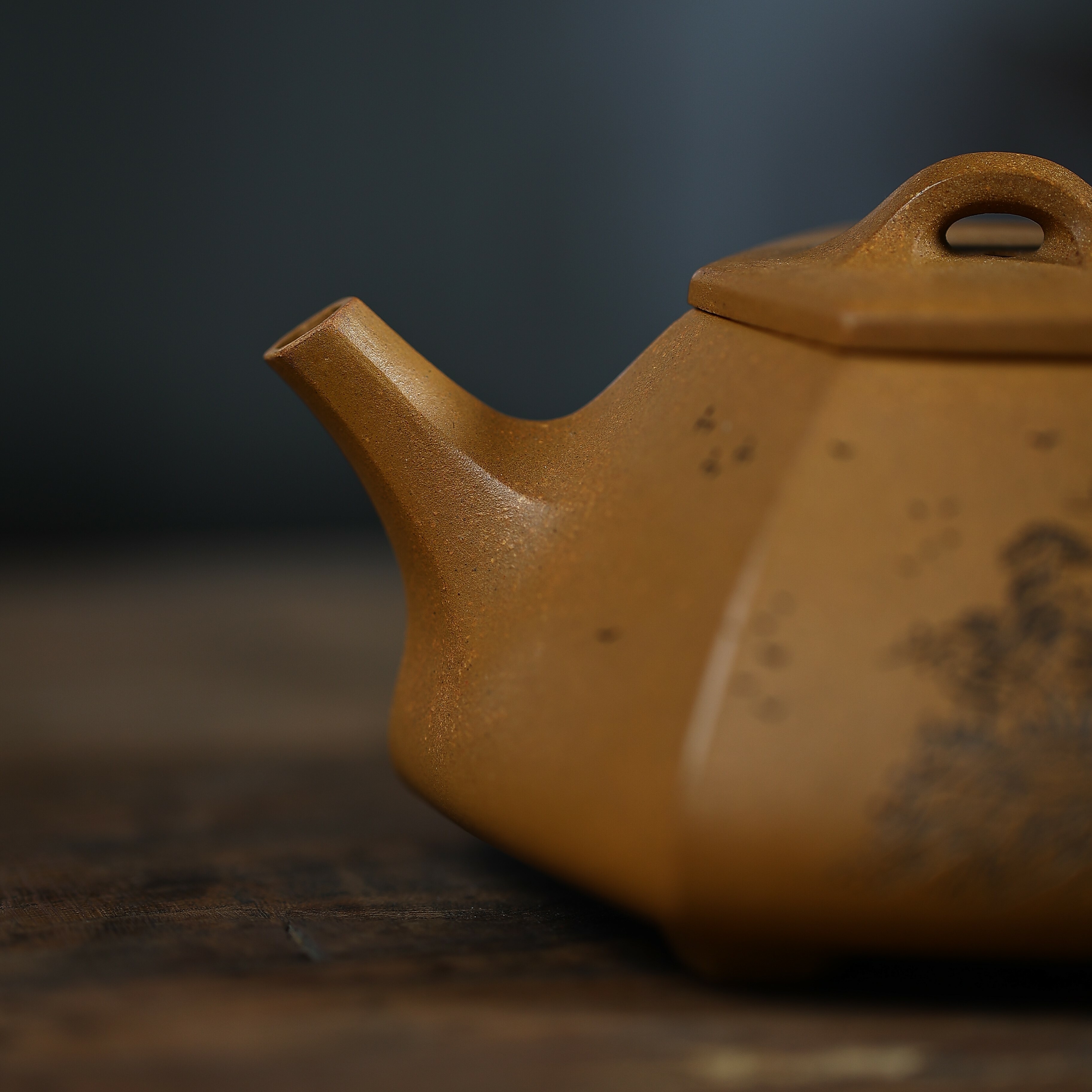 黃金段泥│六方石瓢│吳菊鳳│國家級正高級工藝美術師│小壺仙紫砂壺