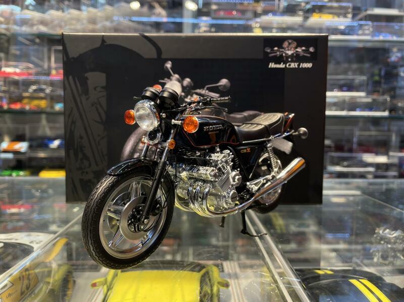 PMA 1/12 ホンダ CBX 1000 レッド 1978 - ミニカー