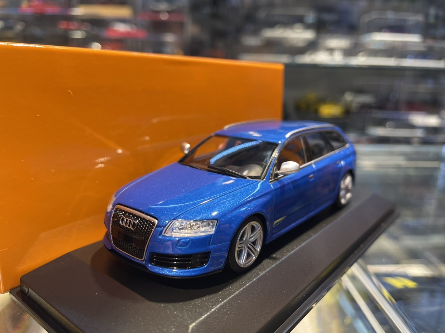 Minichamps 940017210 - Audi RS 6 Avant`2007grün 1:43 grün metallic Die Cast