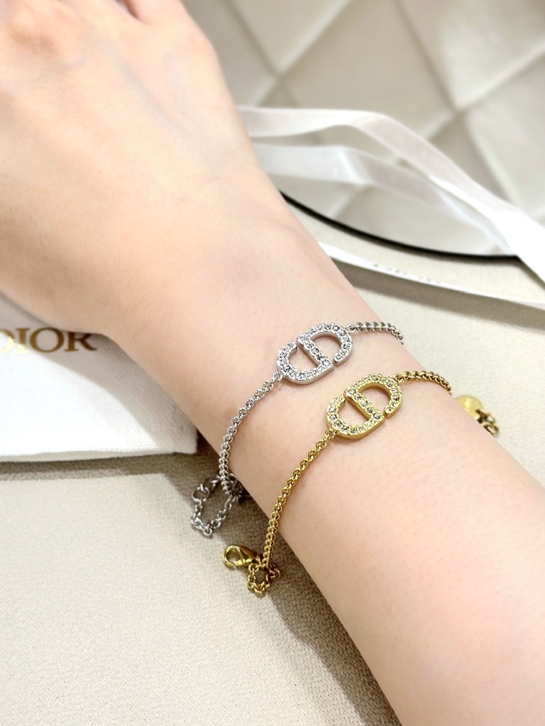 DIOR Petit CD Bracelet B1940