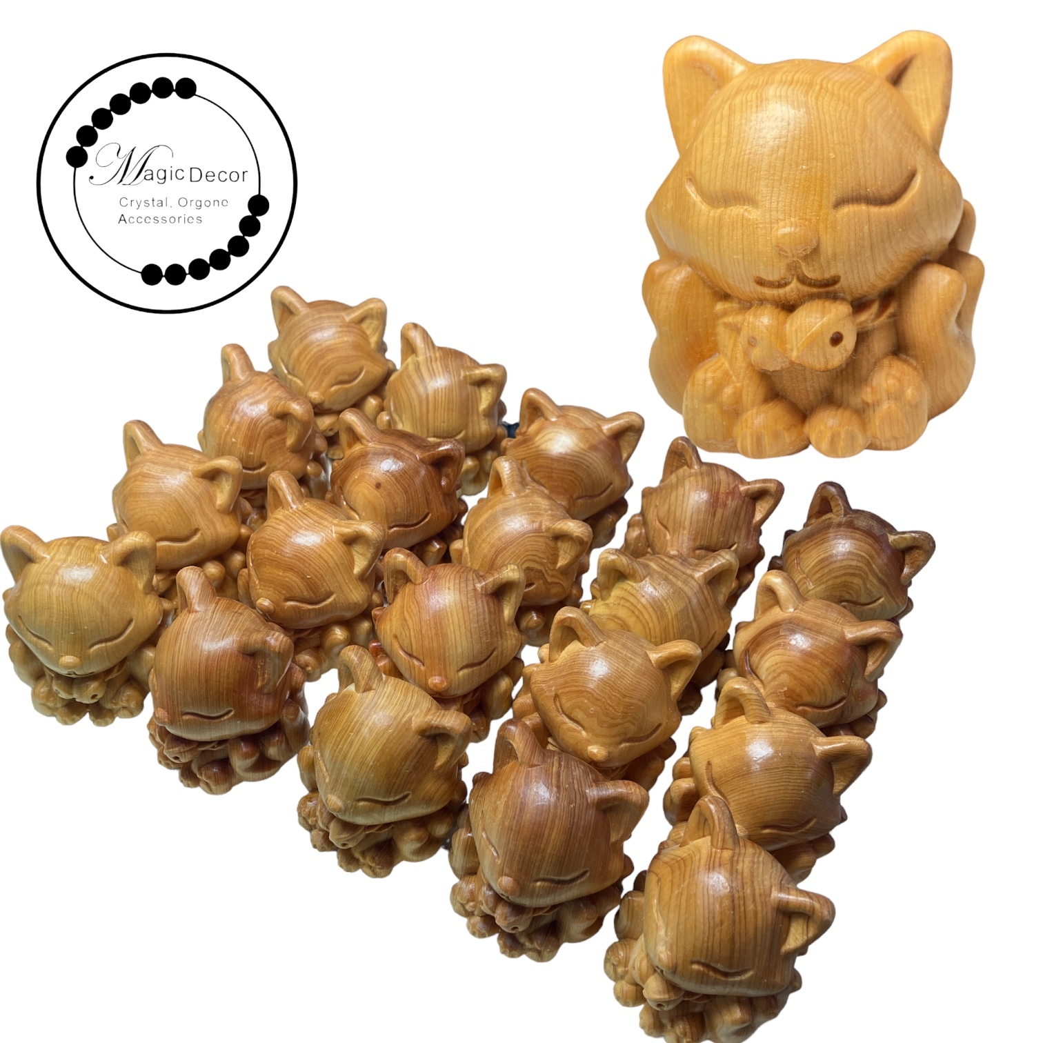 240414 - D74 高油崖柏木九尾狐擺件（小）