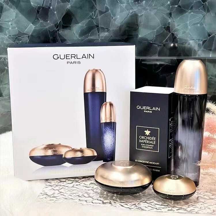 新版法國嬌蘭禦‮蘭廷‬花四件套