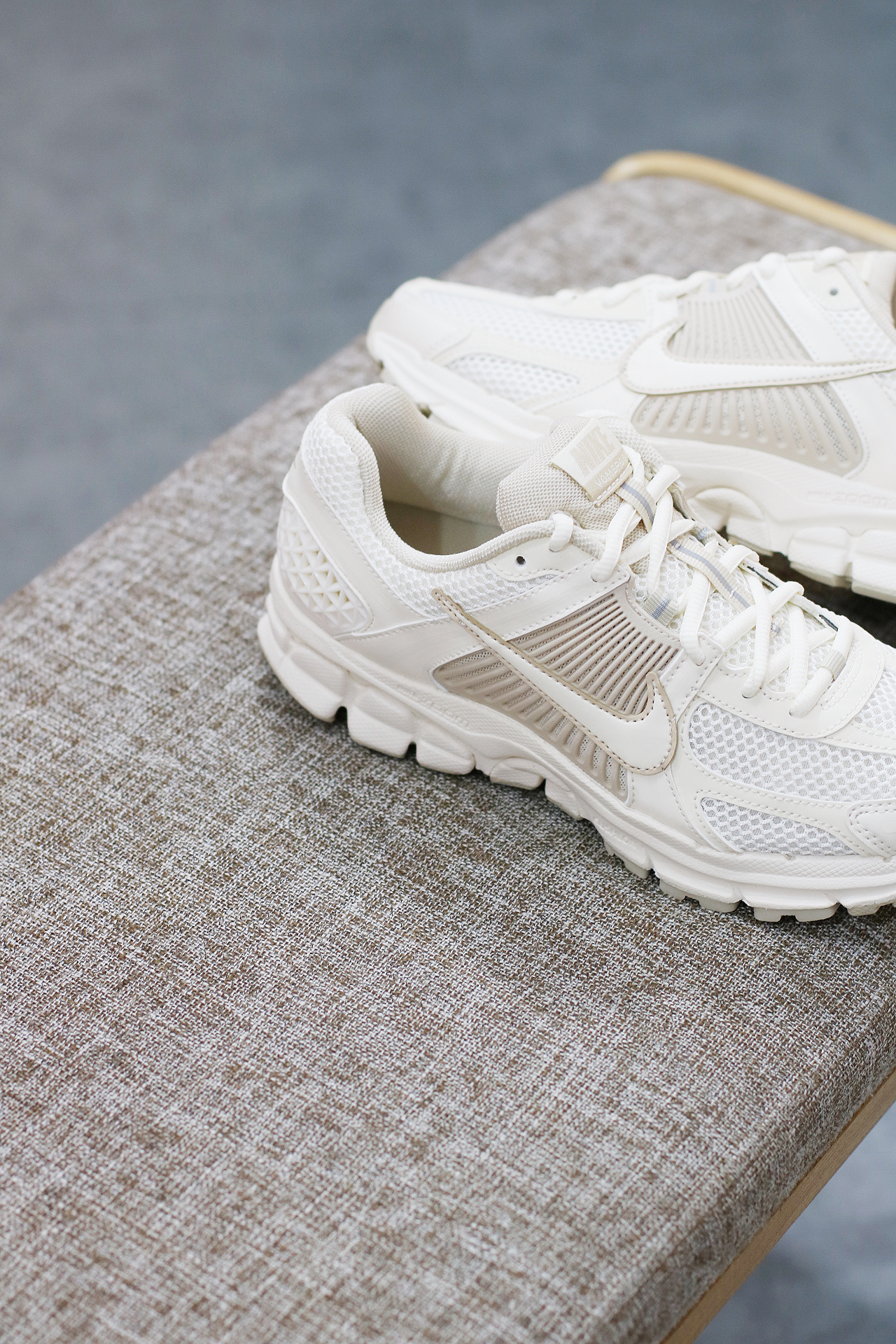 Nike Zoom Vomero 5 “Sail/Tan” FQ6868-111 Nike Zoom Vomero 5 “Sail/Tan” FQ6868-111