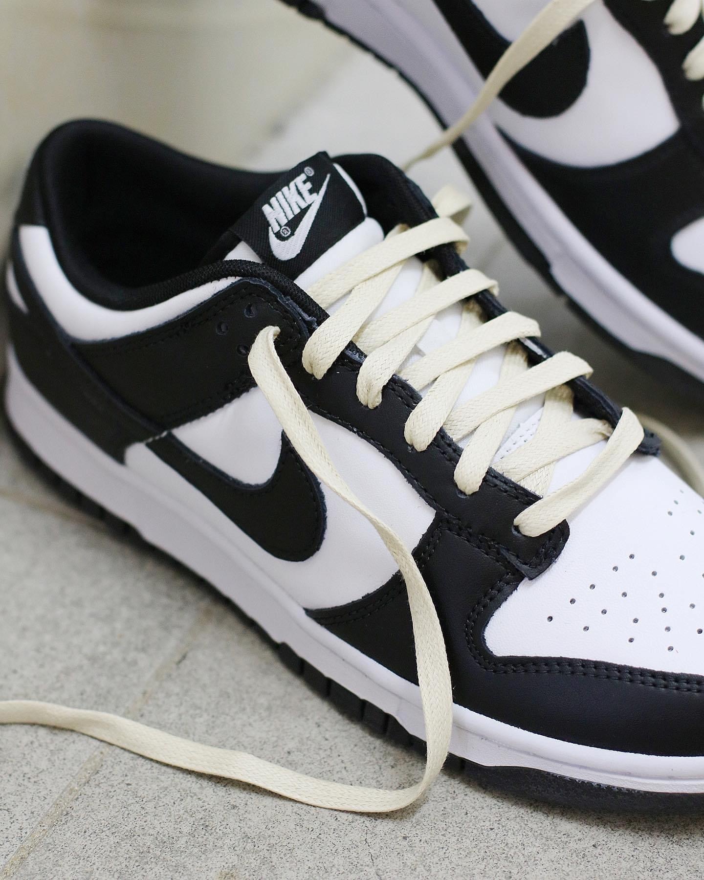 dunk low white laces