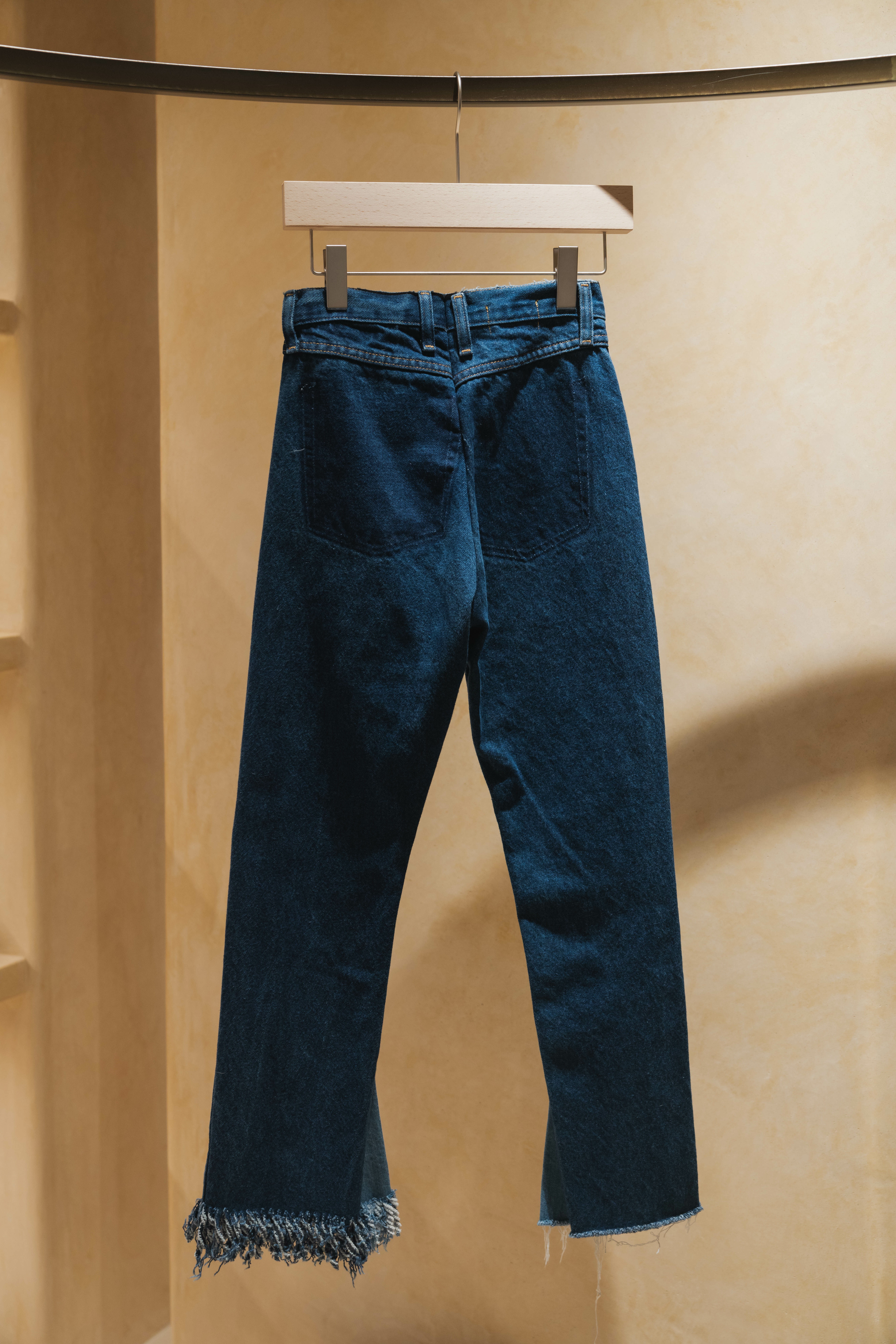 77 CIRCA MAKE FRINGE FLARE DENIM PANTS