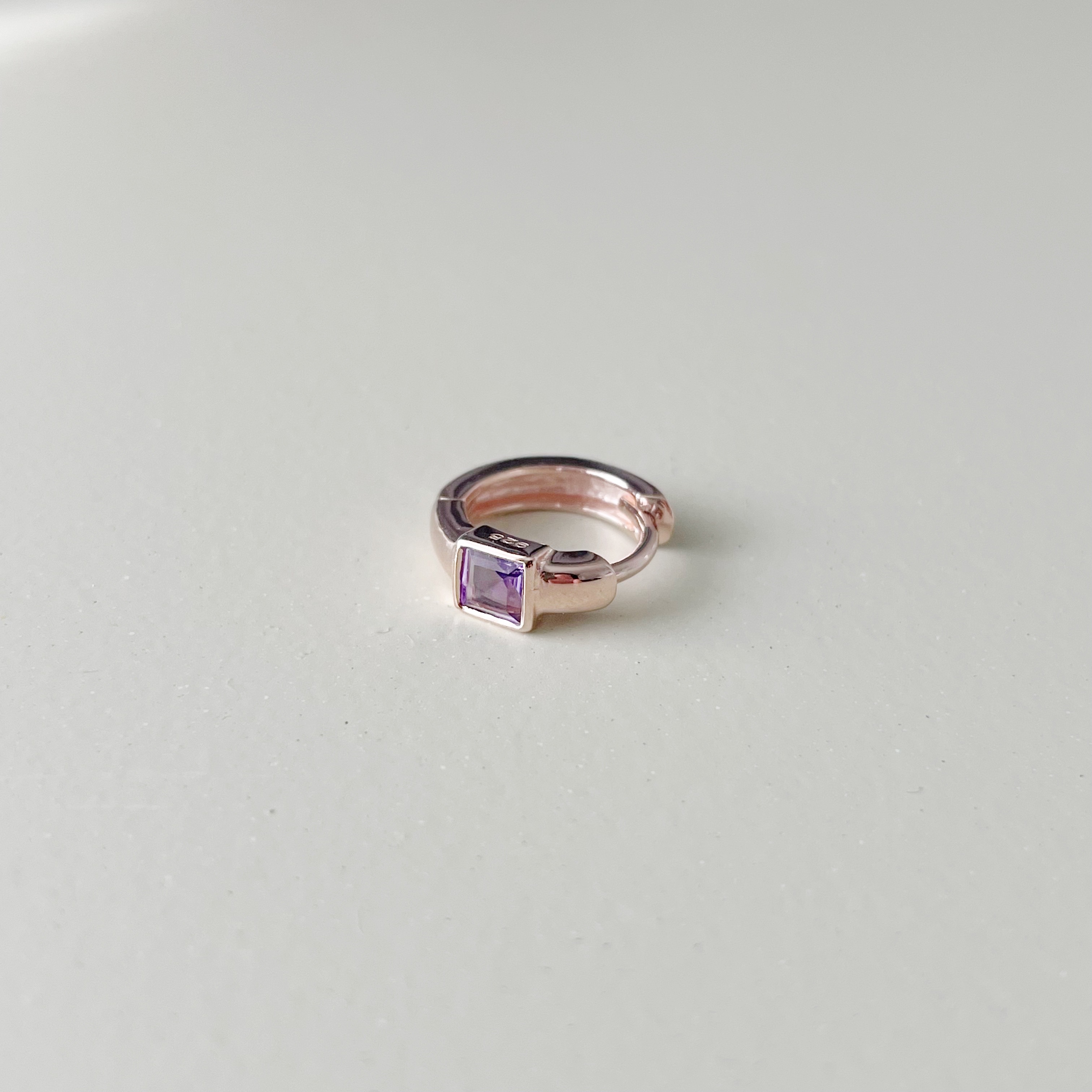 方形紫水晶厚耳圈