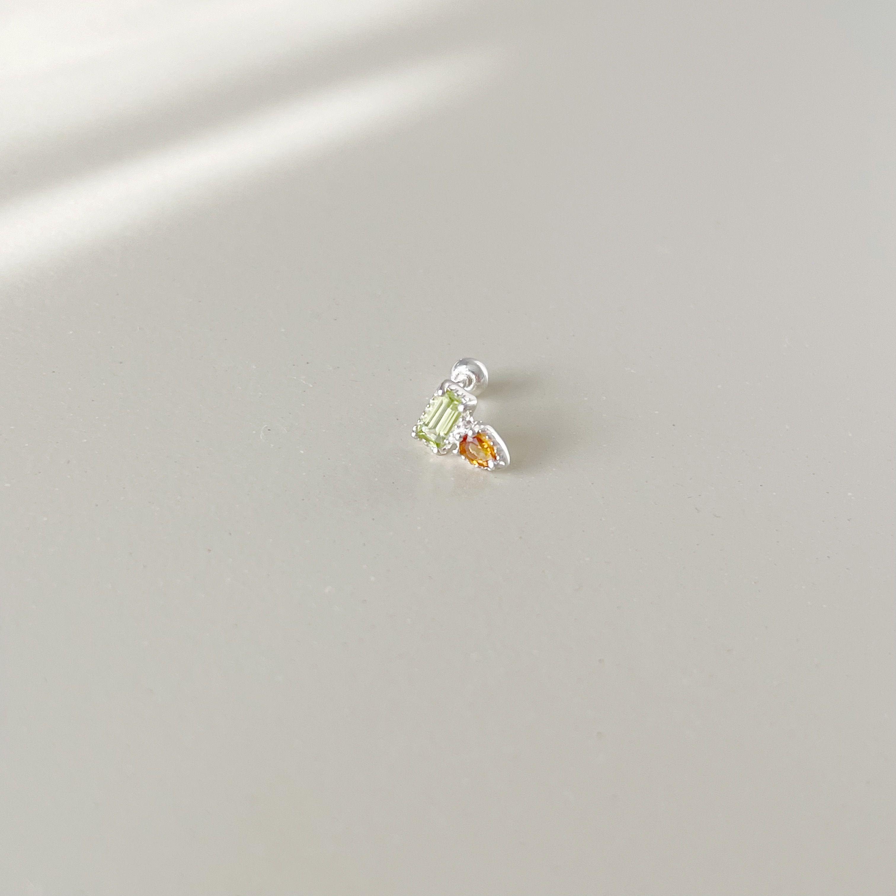 細方水滴橄欖黃水晶轉珠耳環