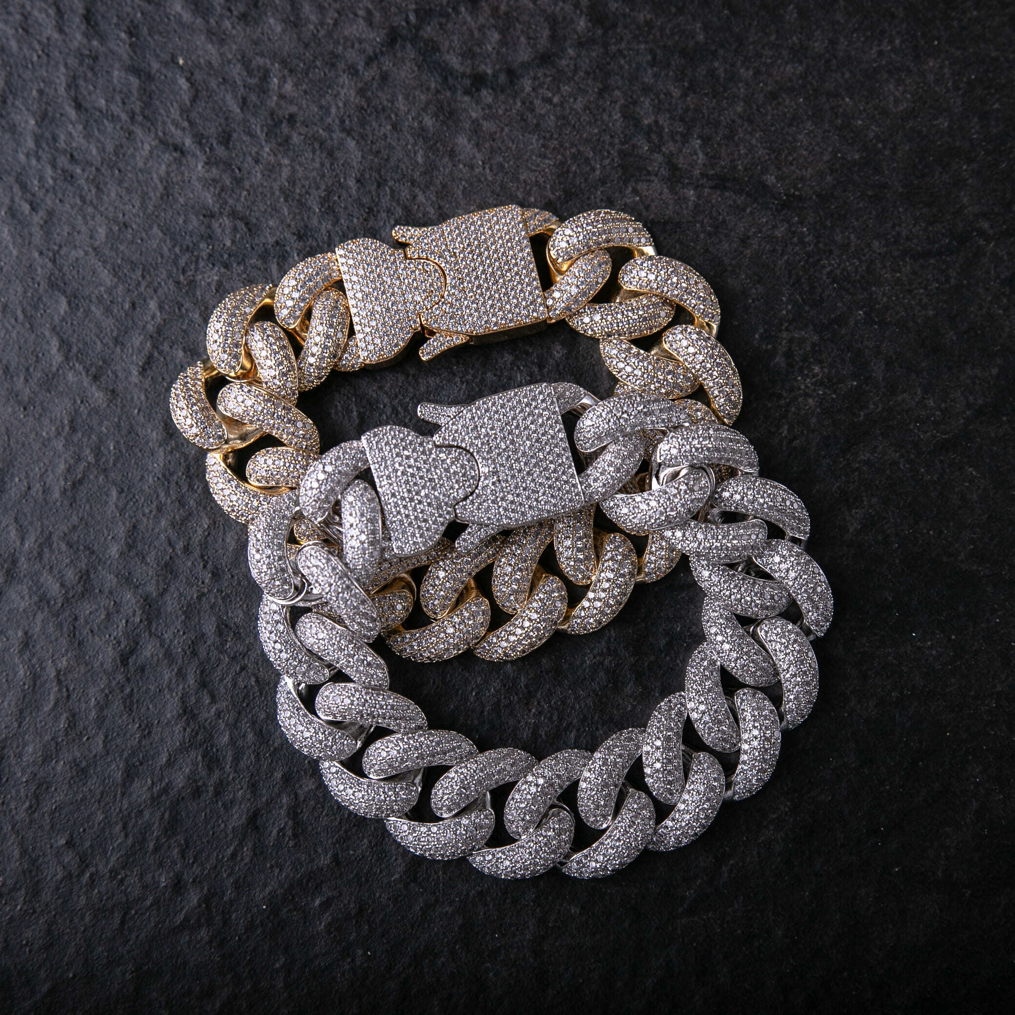 20mm滿鑲登山扣造型古巴手鍊