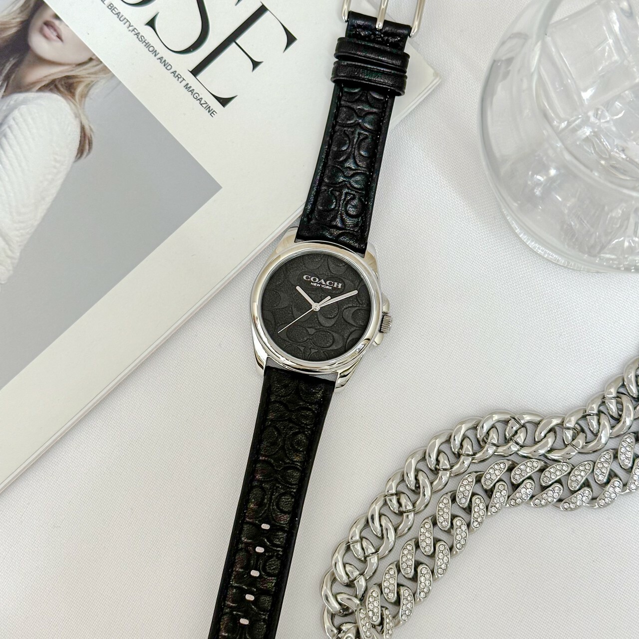 【COACH】時尚雙C滿版皮紋腕錶 CO14504142 36mm 現代鐘錶