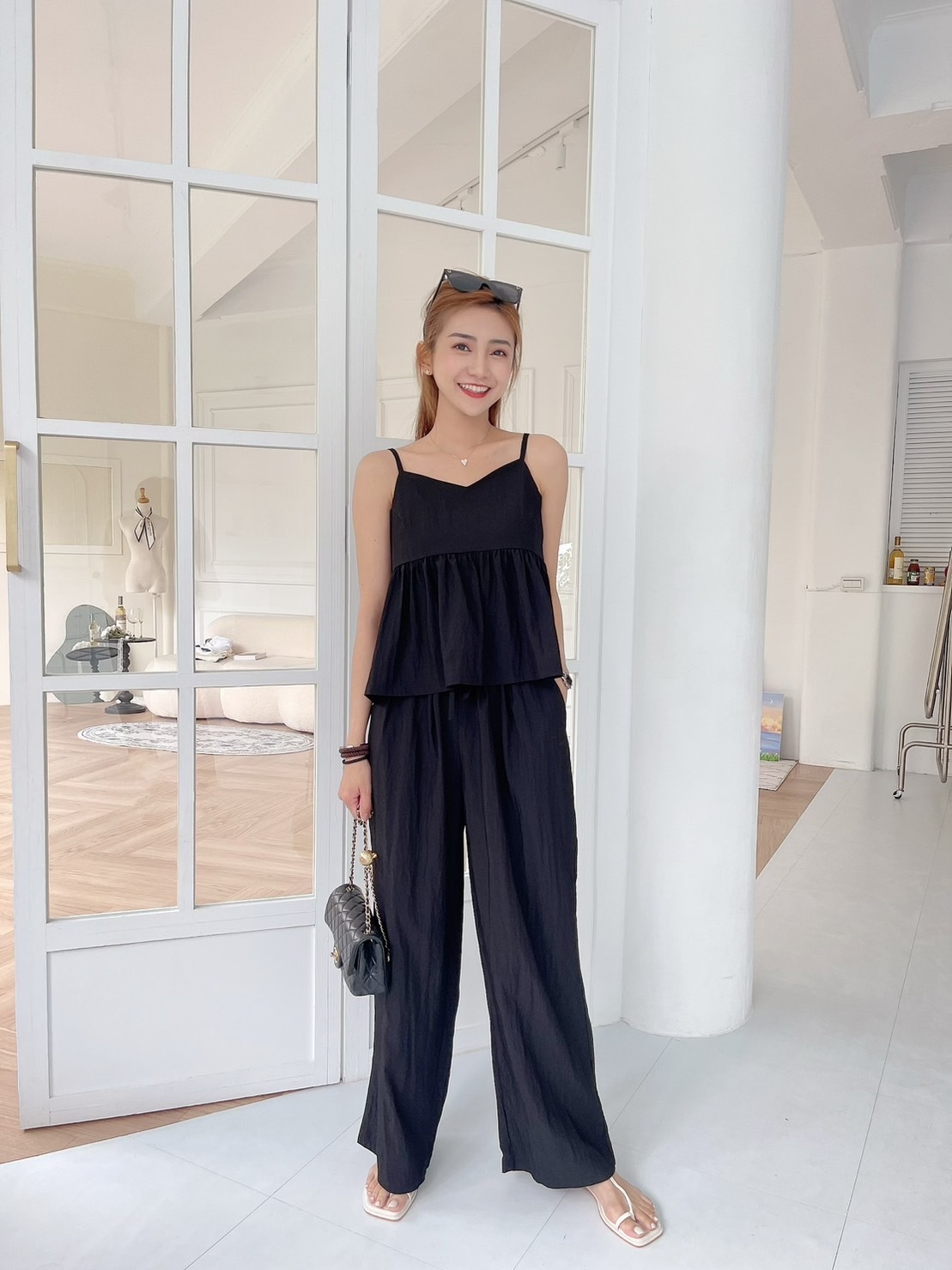 🔥06.28直播新品］💓闆娘一穿被問翻］🇰🇷正韓薄款涼感滑面微皺涼感兩件式套裝（黑色/兩色）