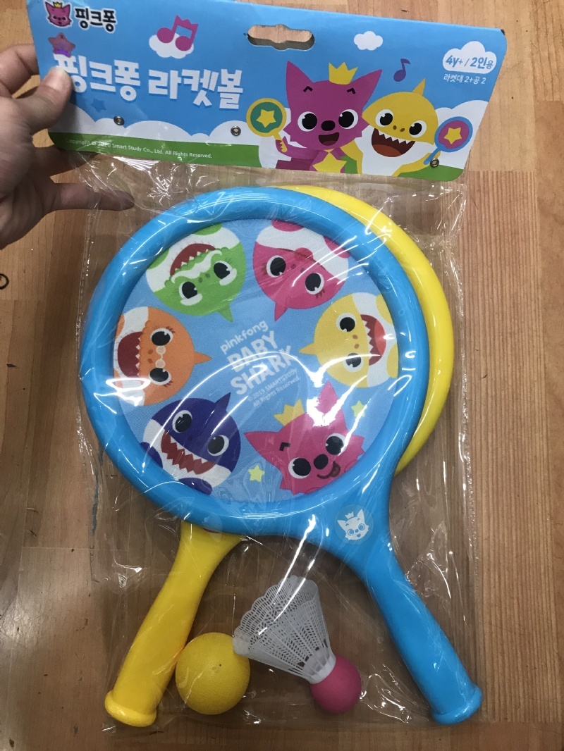 韓國玩具_鯊魚寶寶球拍