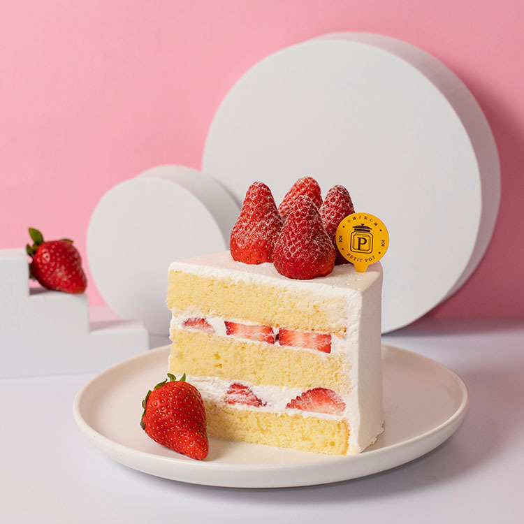 北海道生乳-草莓蛋糕