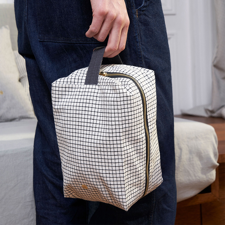 (預購4/30)法國La cerise sur le gâteau 有機棉防水手提立體收納包-小格紋(大)