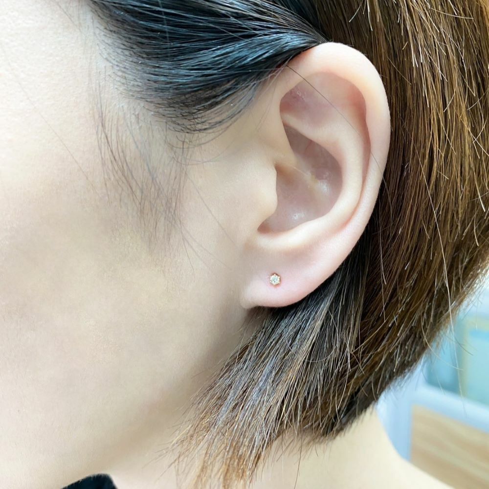 【me.luxe】K10鑽石10分爪鑲耳環