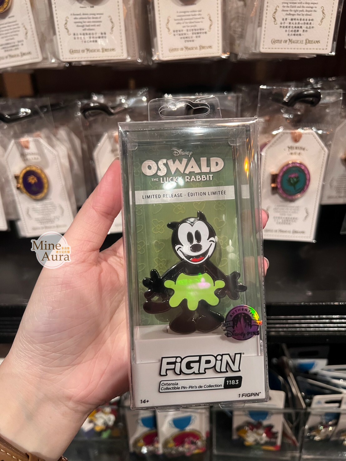 幸運兔 奧斯華 Oswald 女友 Ortensia 造型 徽章 PIN -香港迪士尼樂園