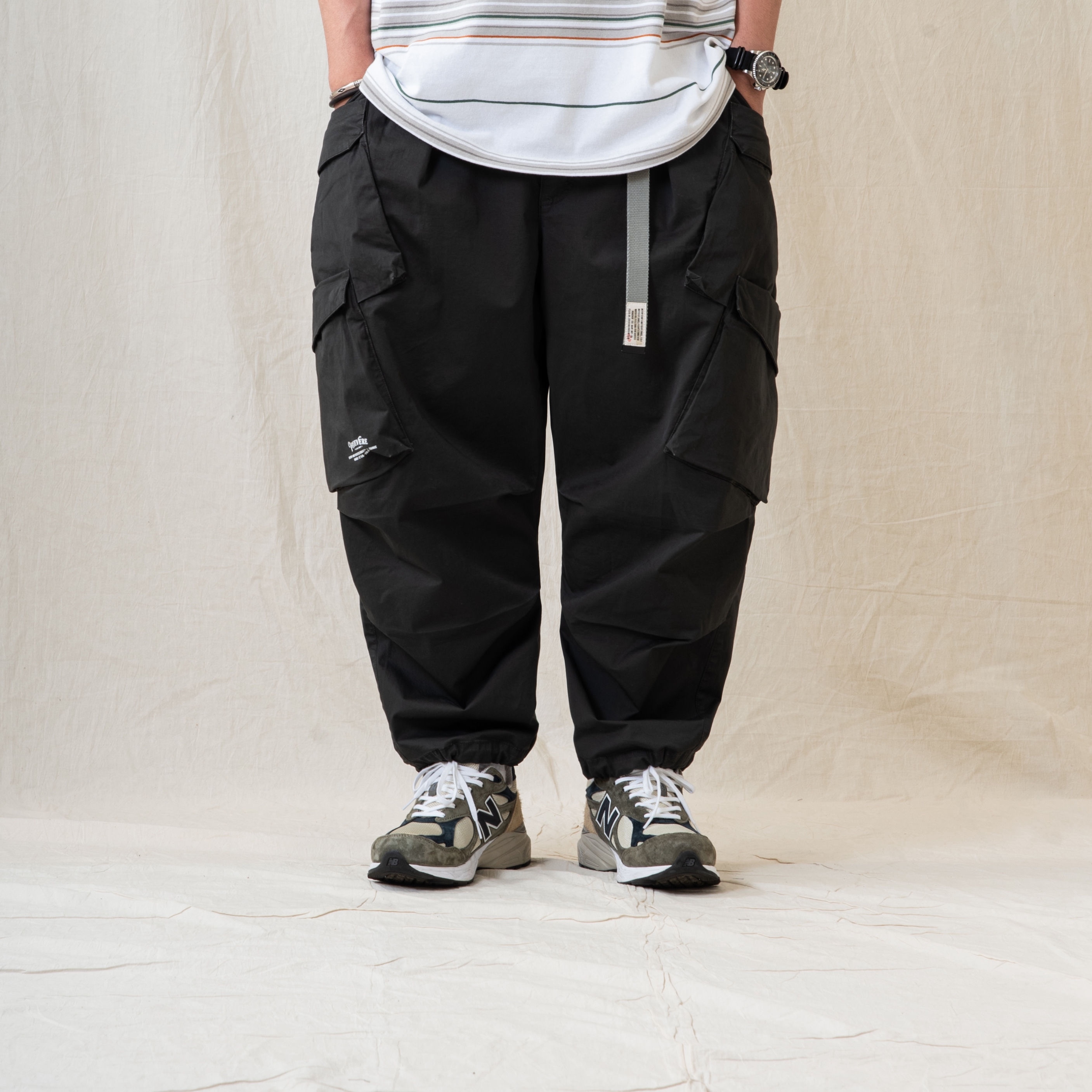 PERSEVERE MULTI-POCKET CARGO PANTS - CHARCOAL GREY