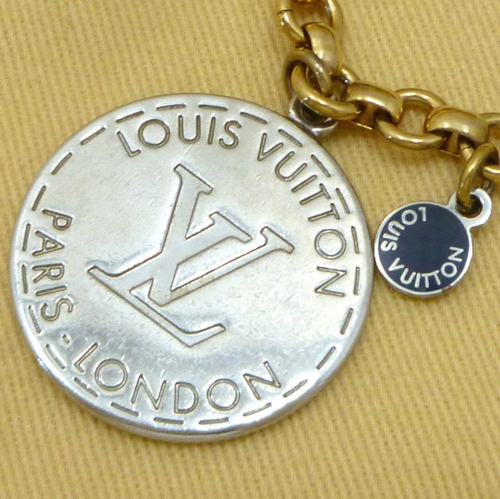 Auth LOUIS VUITTON Trunks & Bags Bag Charm Key Chain M60071 Multi-Color  #W601032