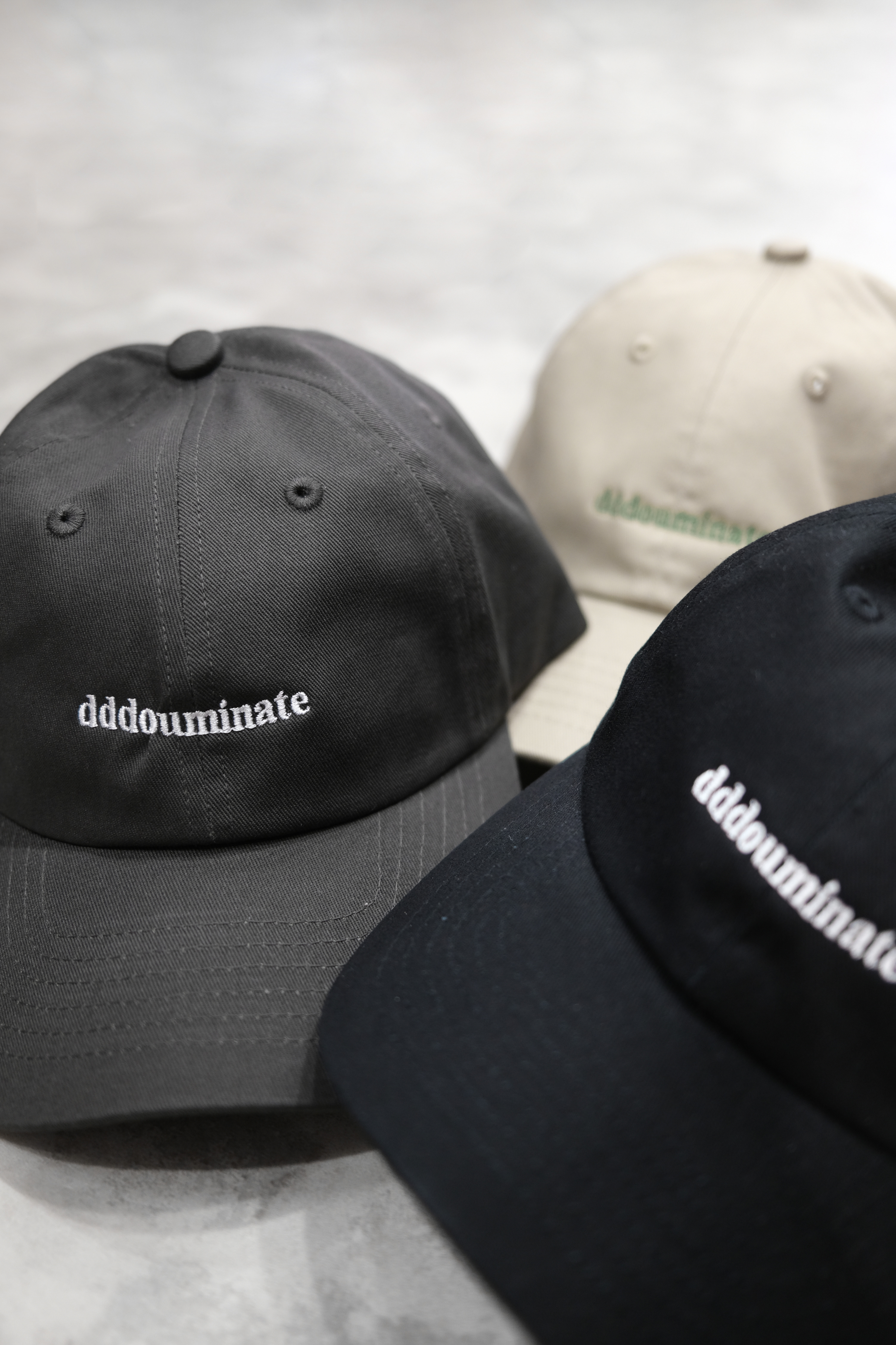 dddouminate classic logo cap