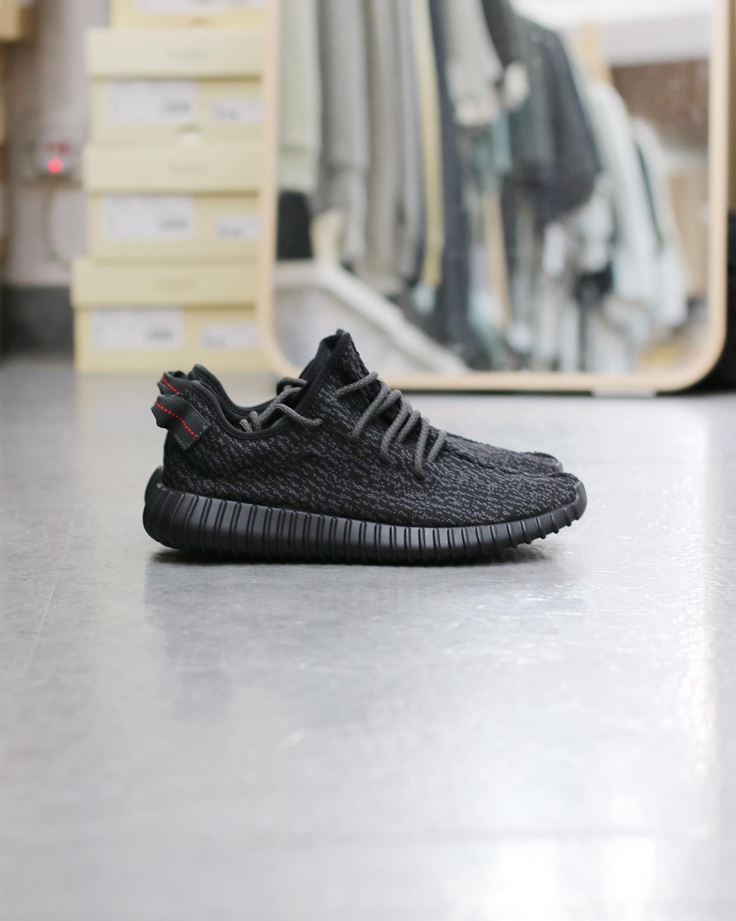 adidas yeezy pirate black price