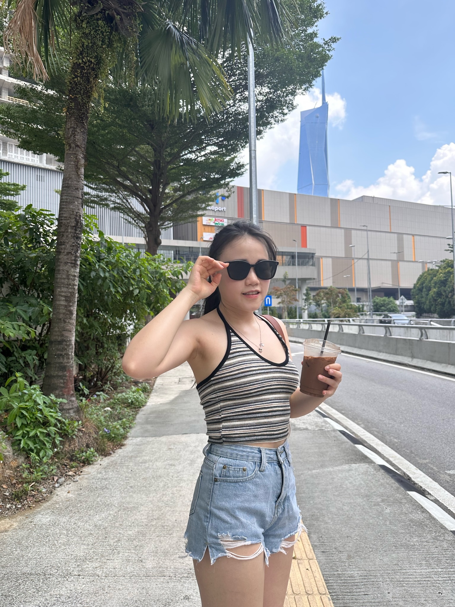 混色掛頸針織Top